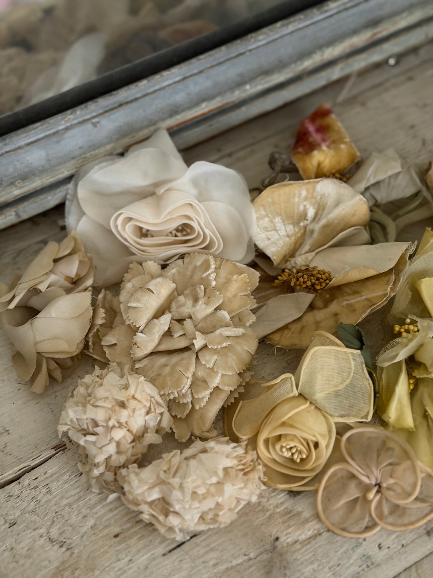 Collection Antique Vintage Millinery Flowers Yellow