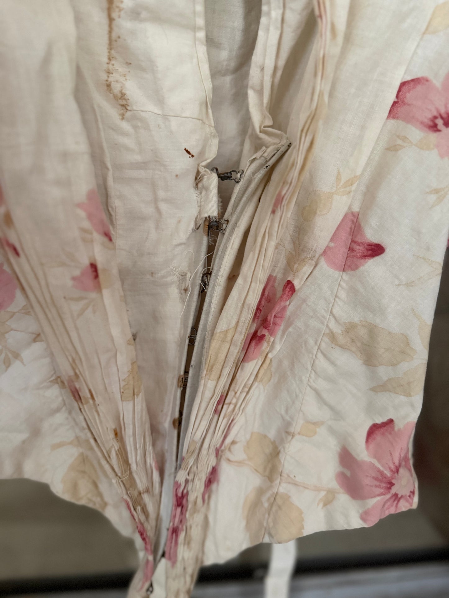 Antique Victorian Pink Floral Bodice