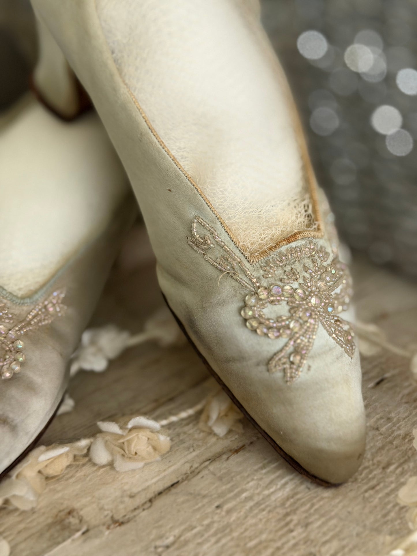 Antique Ice Green Silk Shoes With Beaded Bows