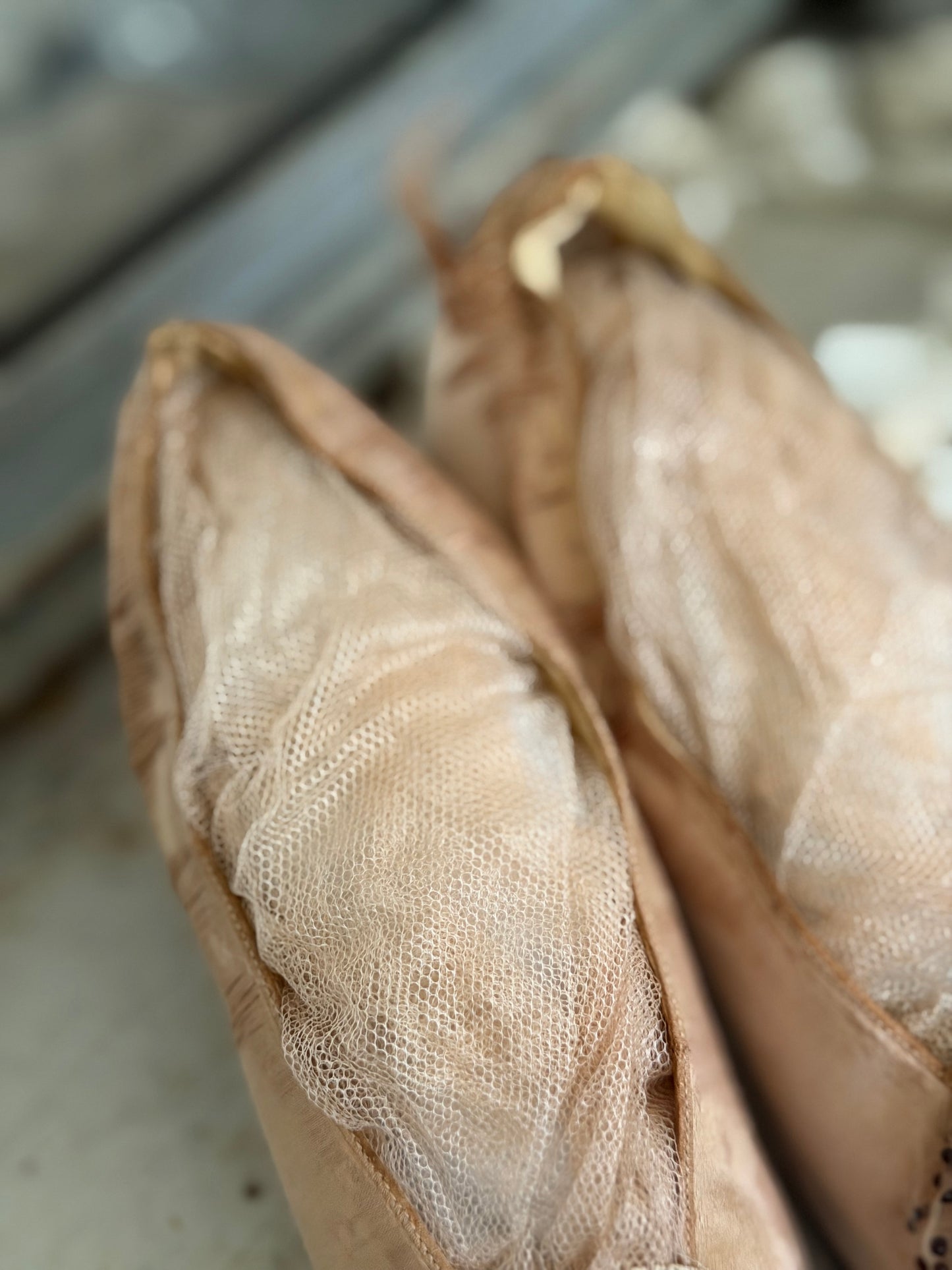 Antique Pink Silk Shoes With Rosettes
