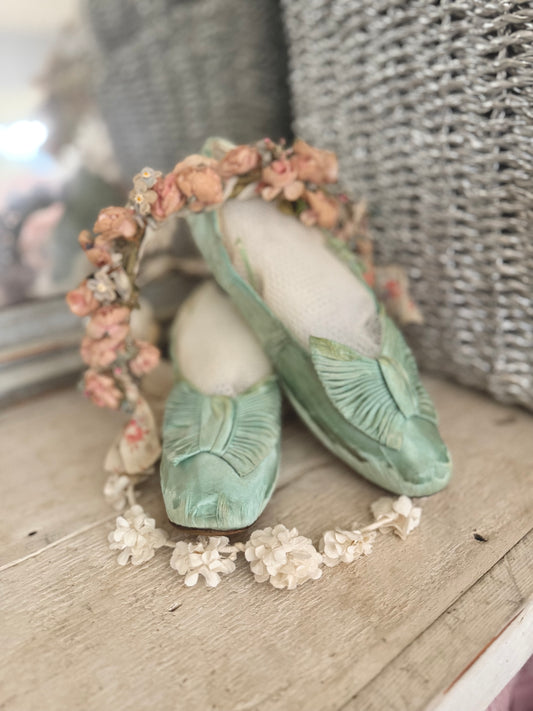 Antique Mint Green Silk Shoes With Bows