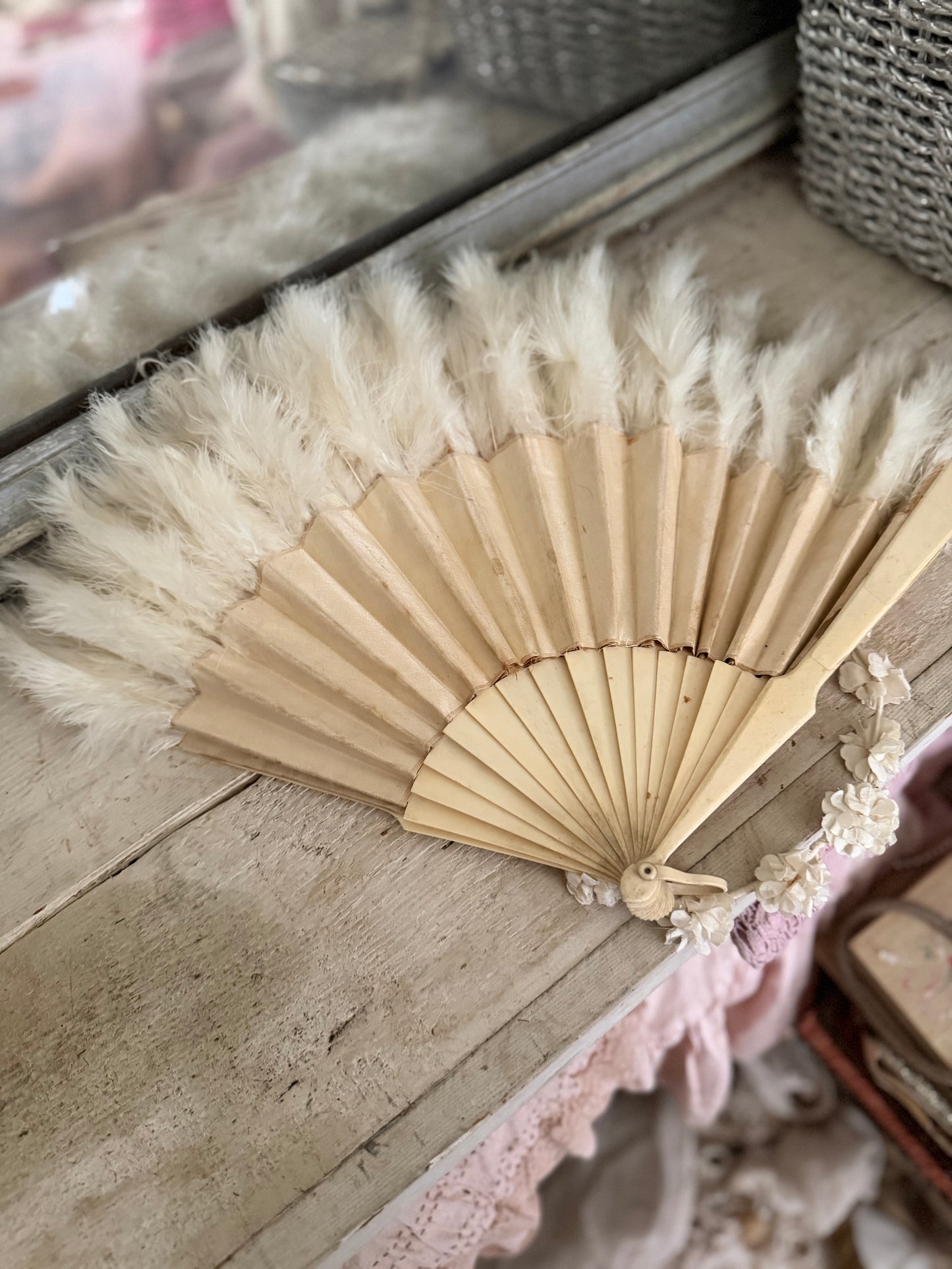 Antique Victorian Hand Pained Floral Silk Feather Fan