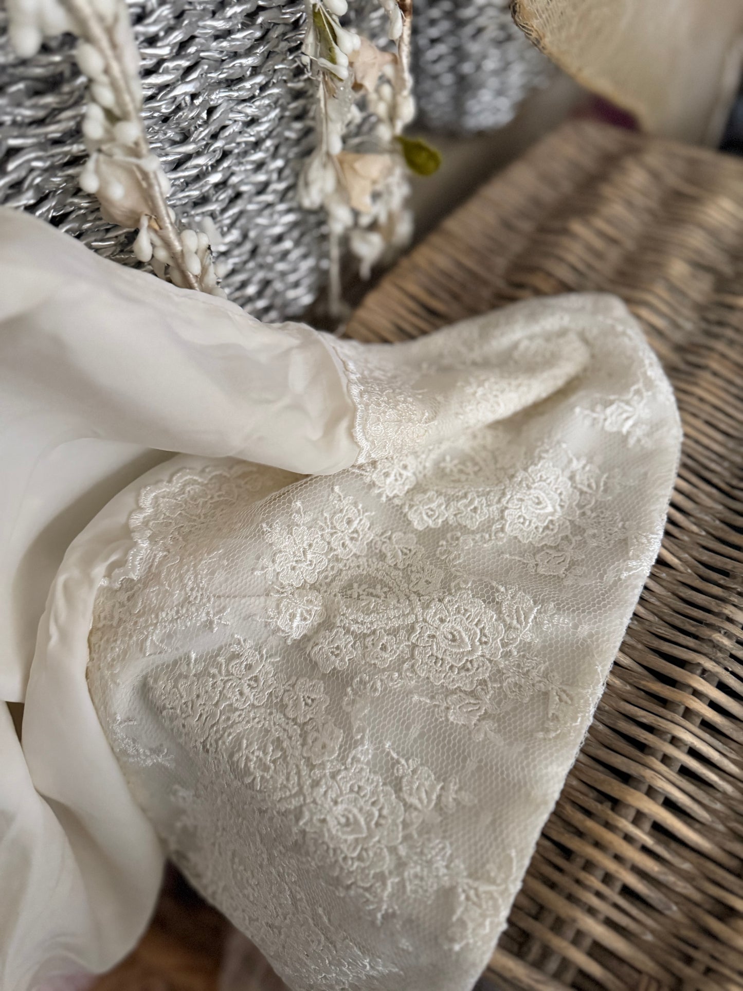 RARE RASSC Rachel Ashwell Bespoke Lace Bemberg Pillow Sham