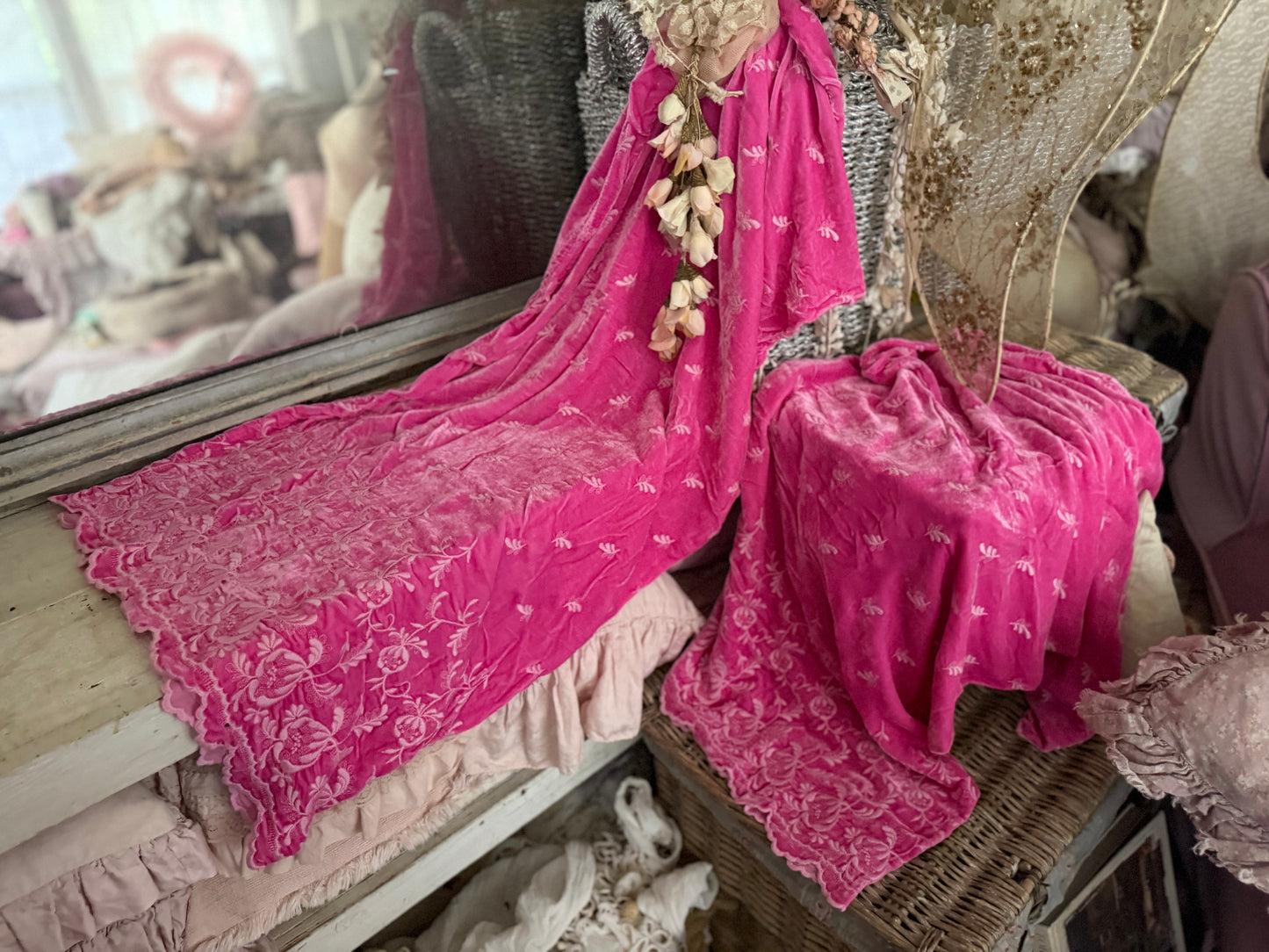 Pair Bella Notte Pink Silk Embroidered Velvet King Pillowcase