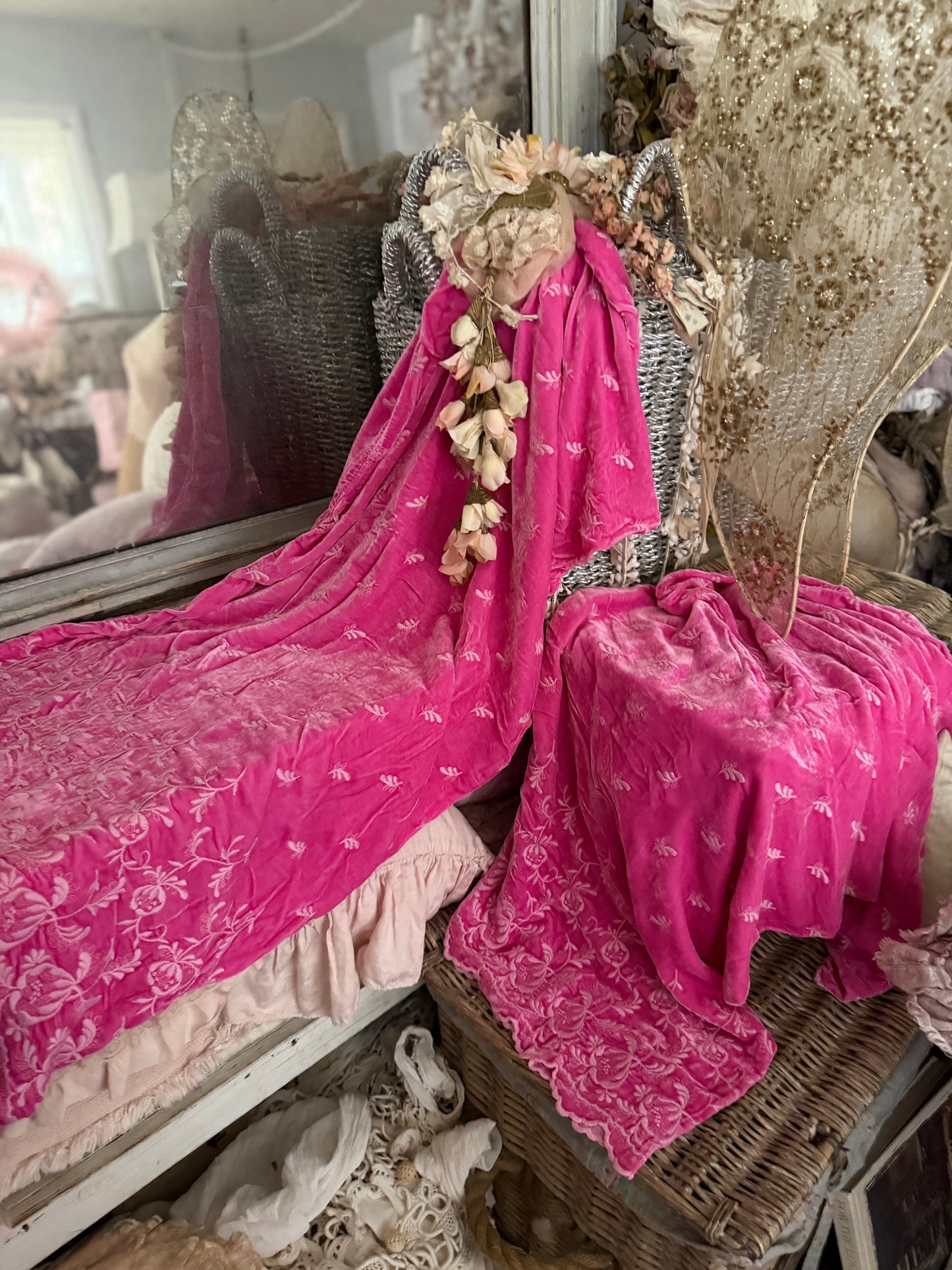 Pair Bella Notte Pink Silk Embroidered Velvet King Pillowcase