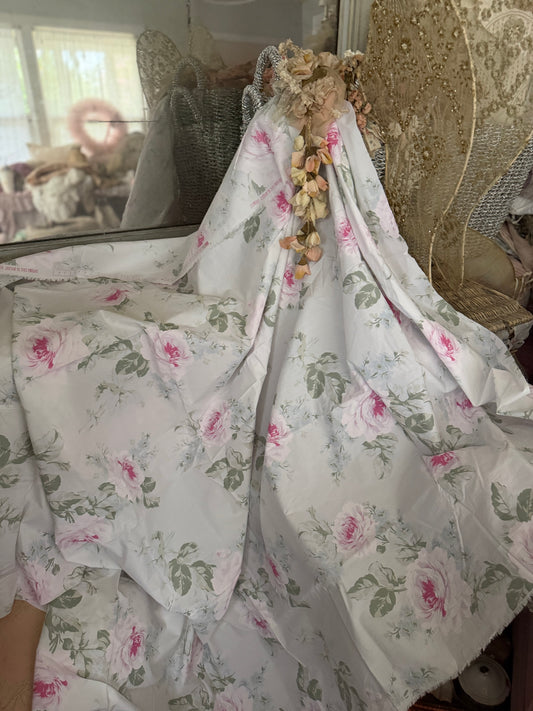 Retired RASSC Rachel Ashwell Royal Bouquet Poplin Fabric