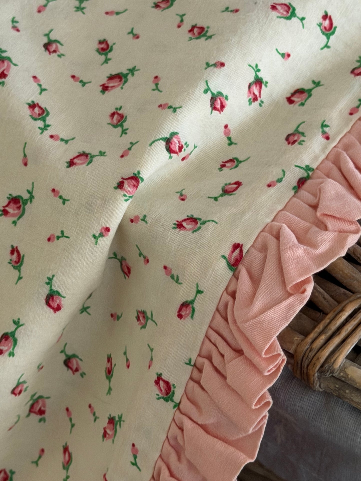True Vintage Pink Ditsy Rose Ruffled Duvet