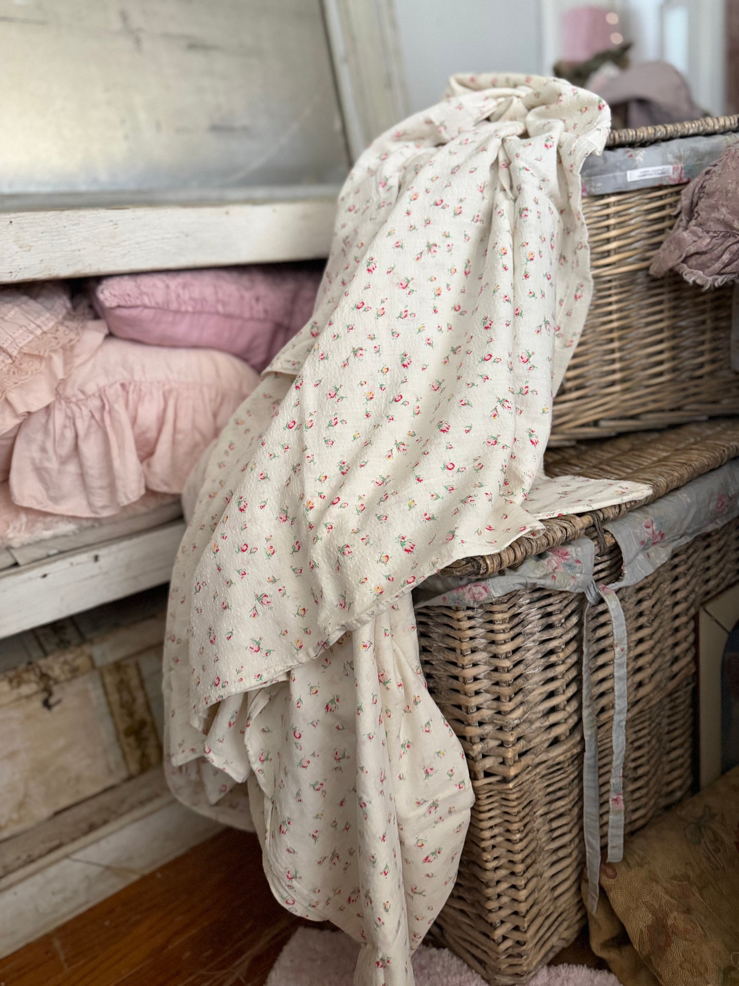 True Vintage Pink Ditsy Rose Duvet