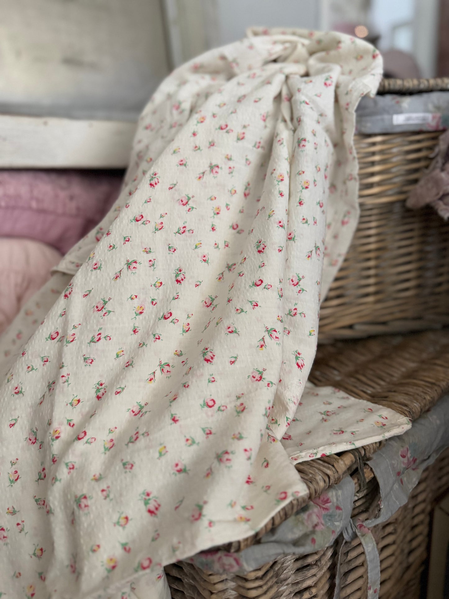 True Vintage Pink Ditsy Rose Duvet