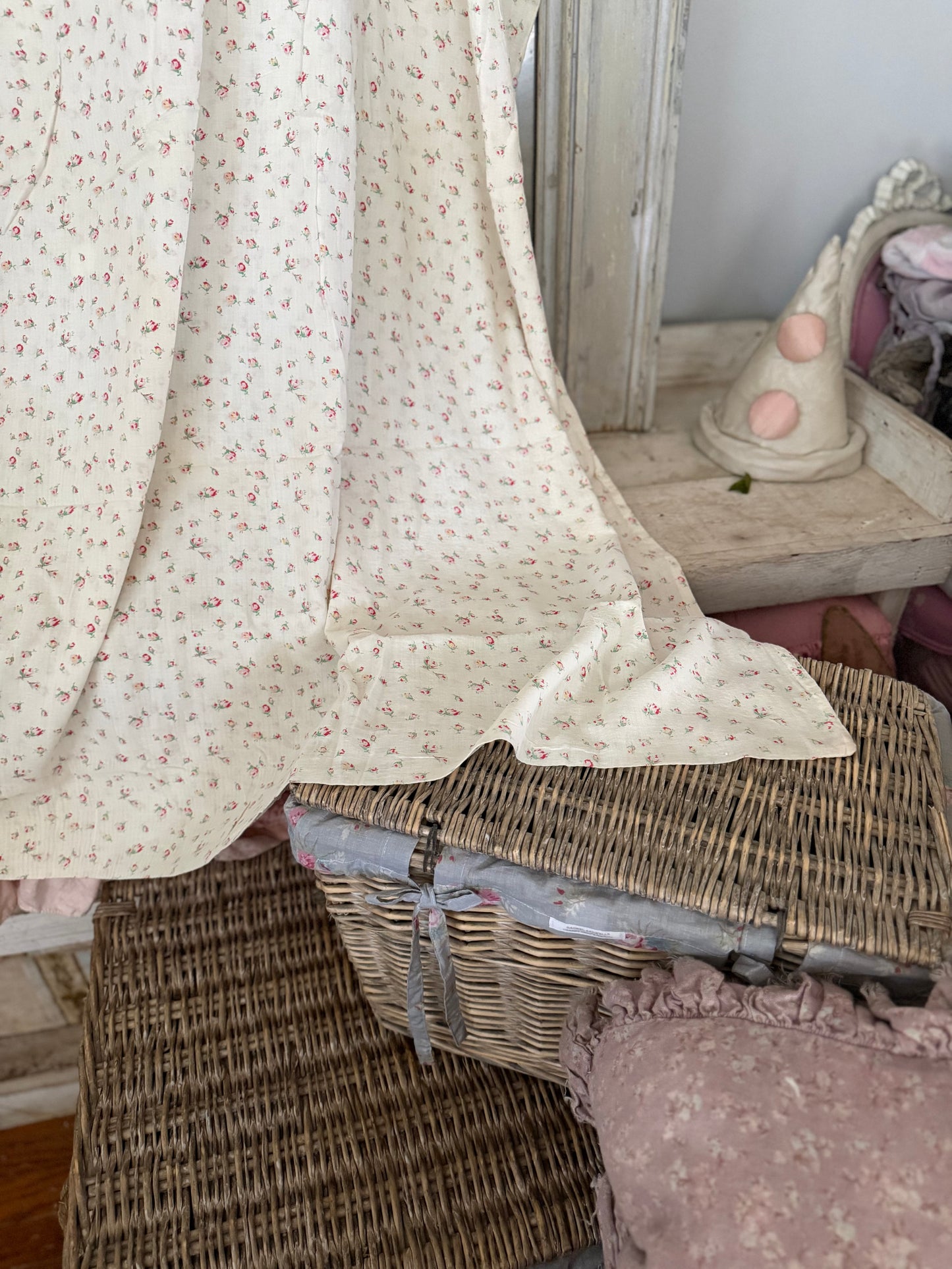 True Vintage Pink Ditsy Rose Duvet