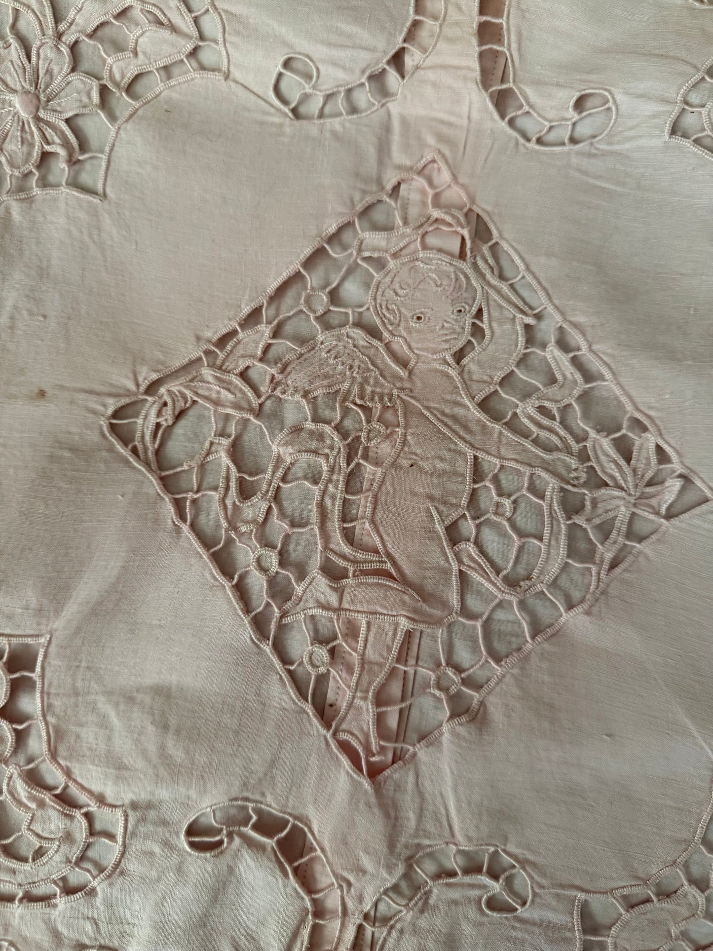 Antique Pink Overdye Cherub Lace Sham