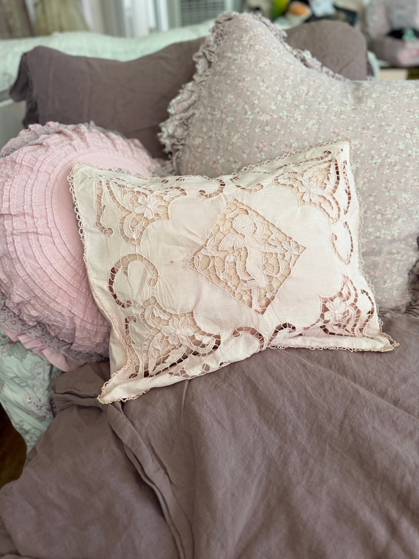 Antique Pink Overdye Cherub Lace Sham