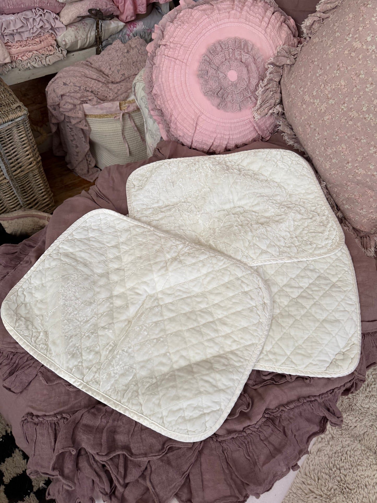 RARE Bella Notte White Silk Velvet Placemats