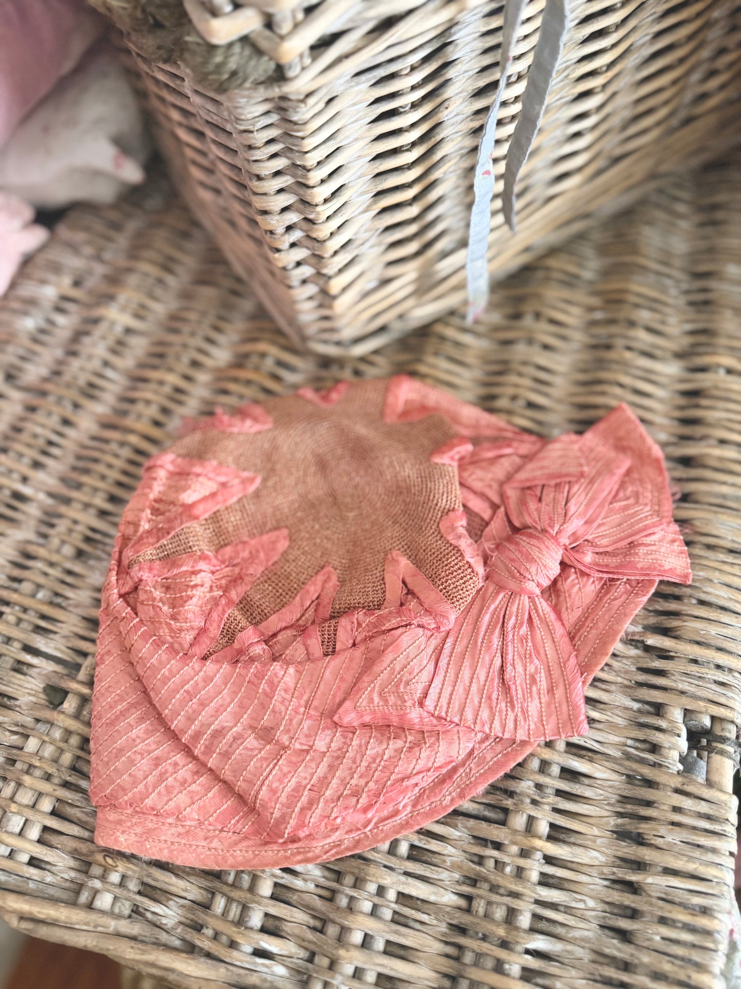 Antique 1920s Pink Silk Cloche Hat with Bow