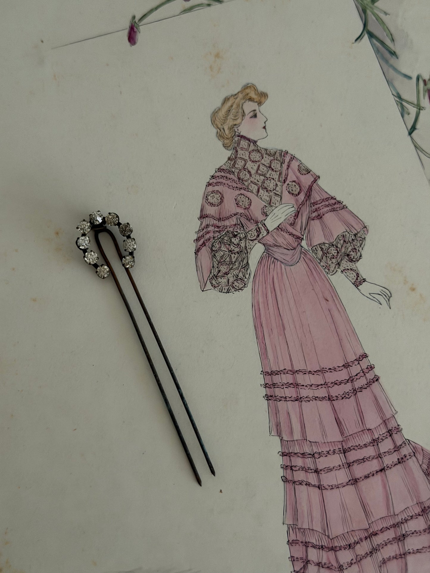 Antique 1920s Rhinestone Horseshoe Hairpin