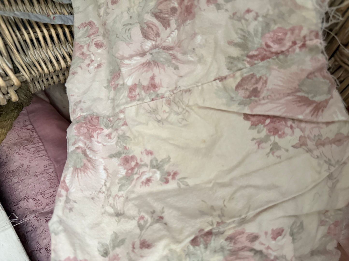 Collection RASSC Rachel Ashwell Floris Sofa Slipcover Fabric