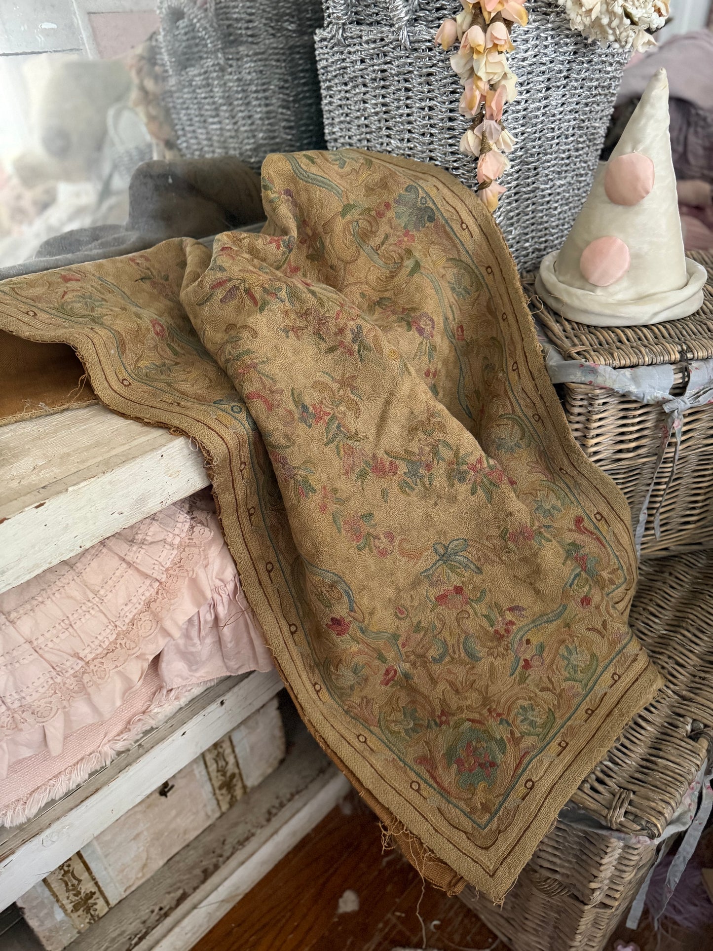Antique Shabby Pastel Embroidered Floral Rug