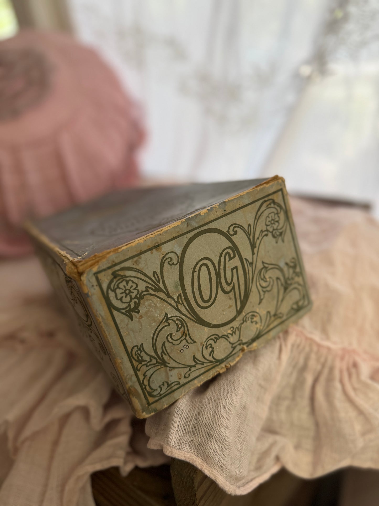 Antique Timeworn Blue Shoe Box