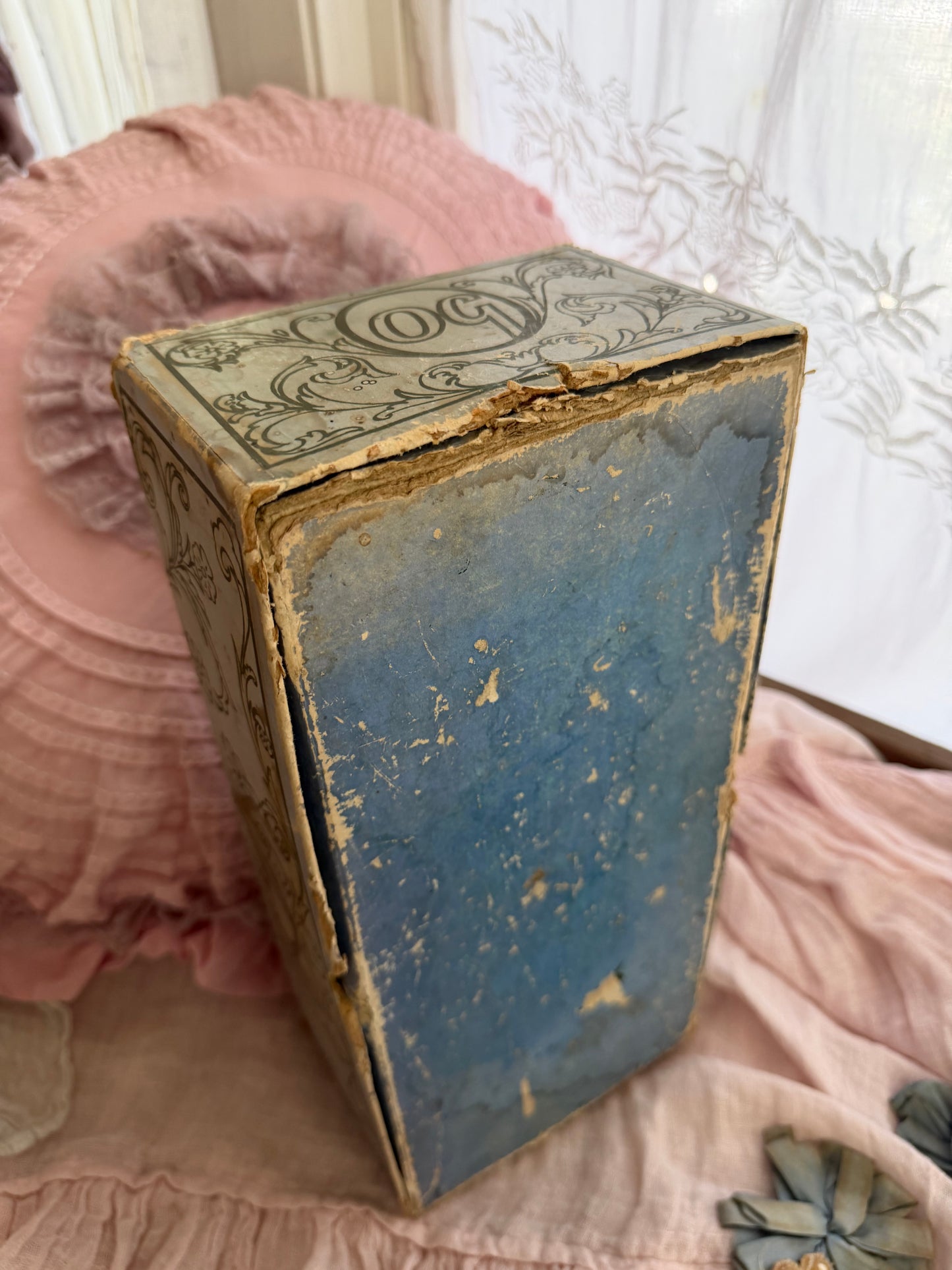 Antique Timeworn Blue Shoe Box