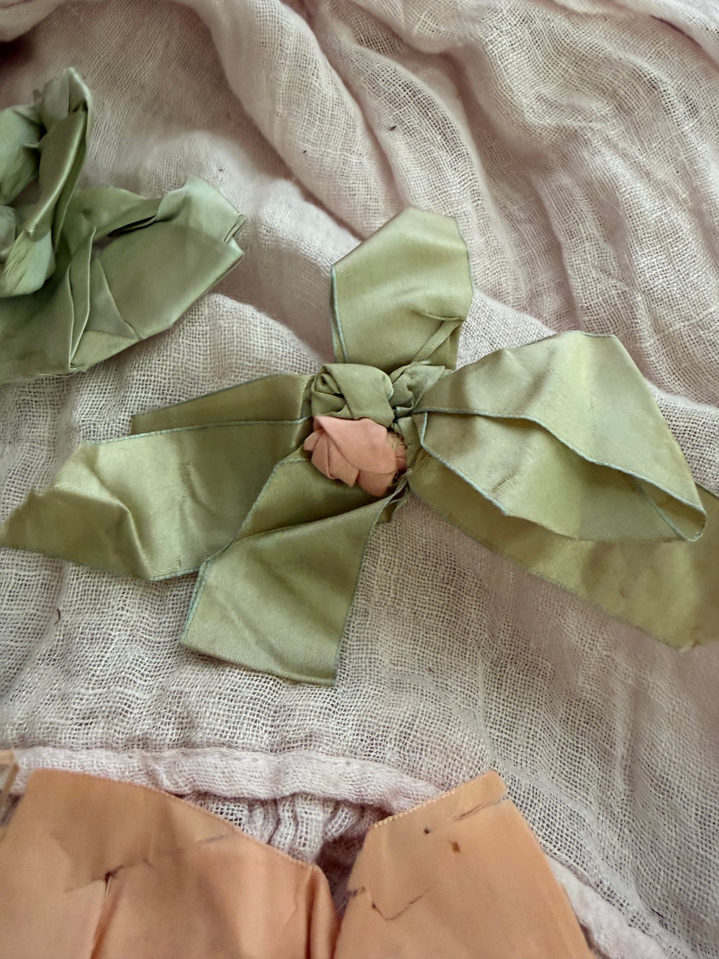 Collection Antique Pink Blue Silk Ribbonwork Bows