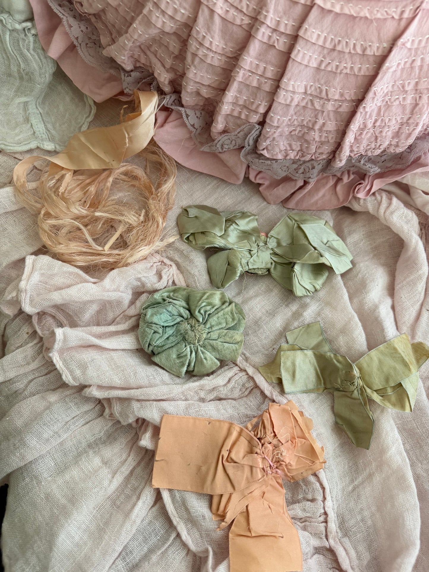 Collection Antique Pink Blue Silk Ribbonwork Bows