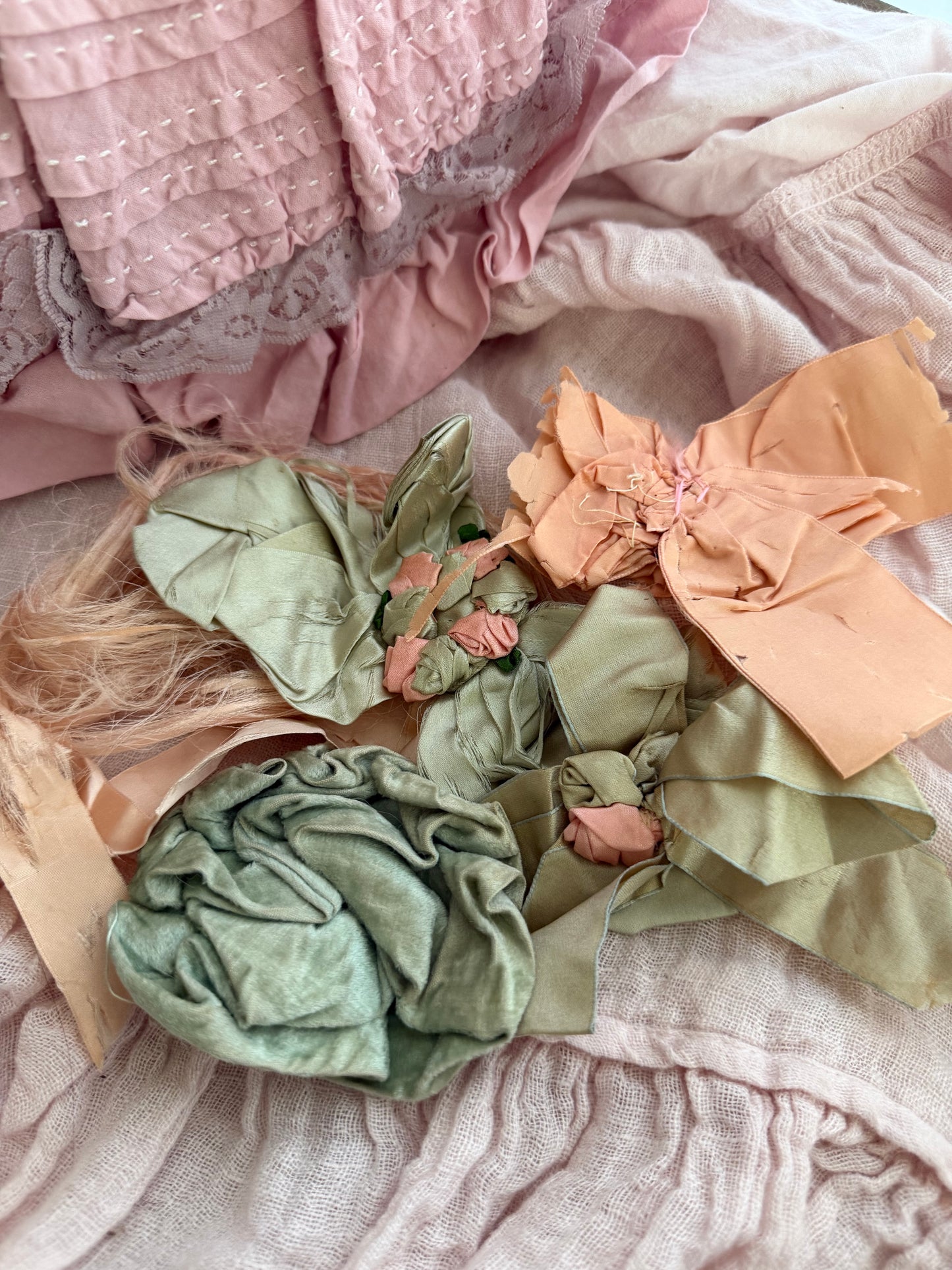Collection Antique Pink Blue Silk Ribbonwork Bows