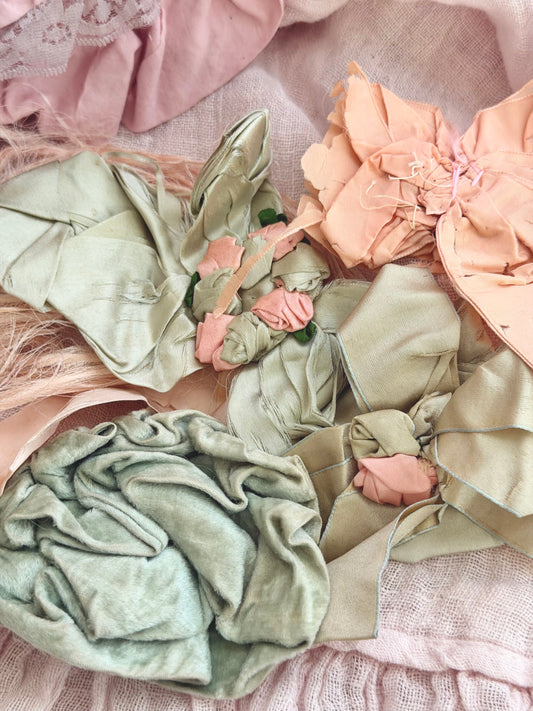 Collection Antique Pink Blue Silk Ribbonwork Bows