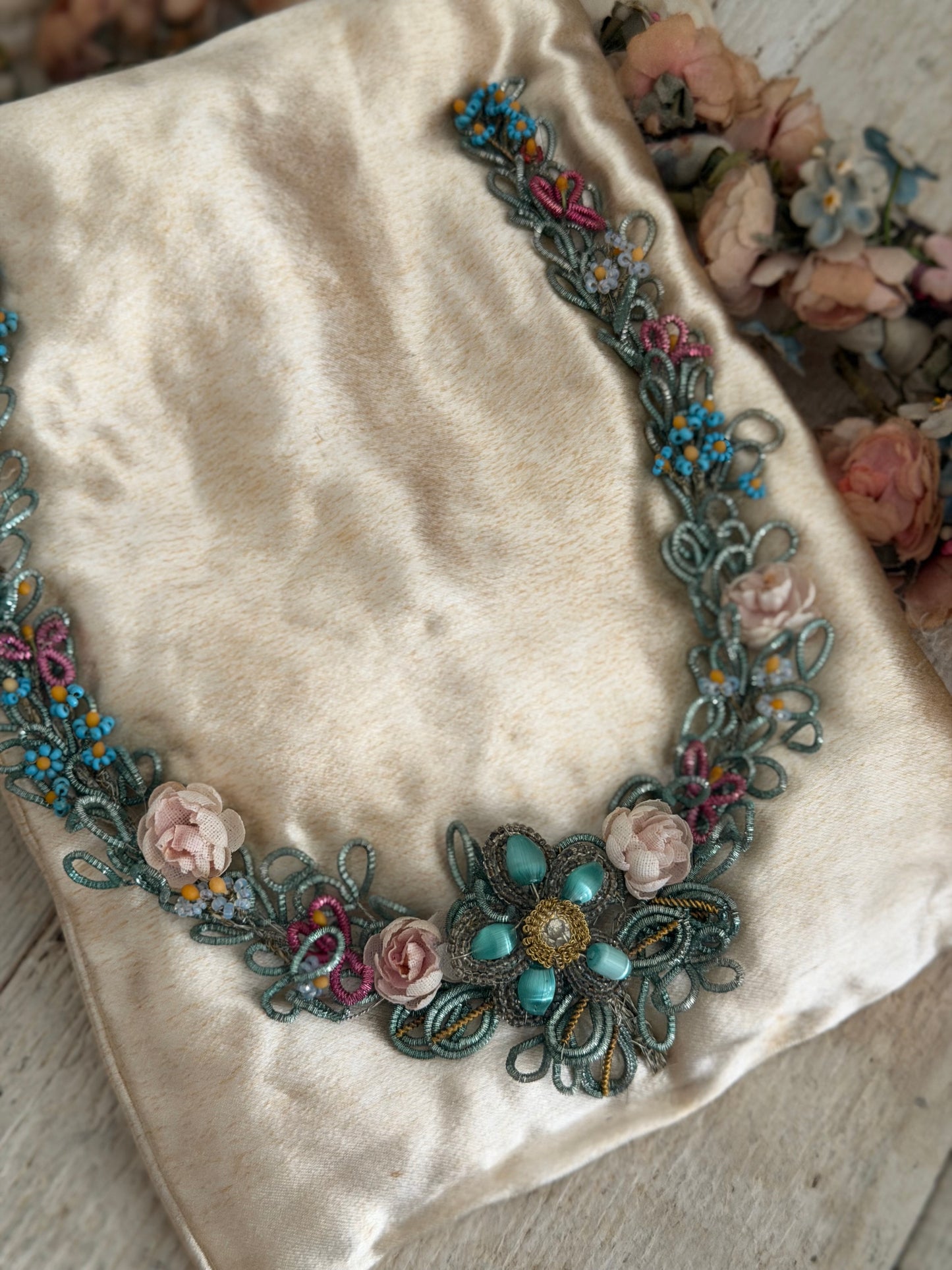 EXQUISITE Antique Metallic Wirework Millinery Wreath On Silk Cushion