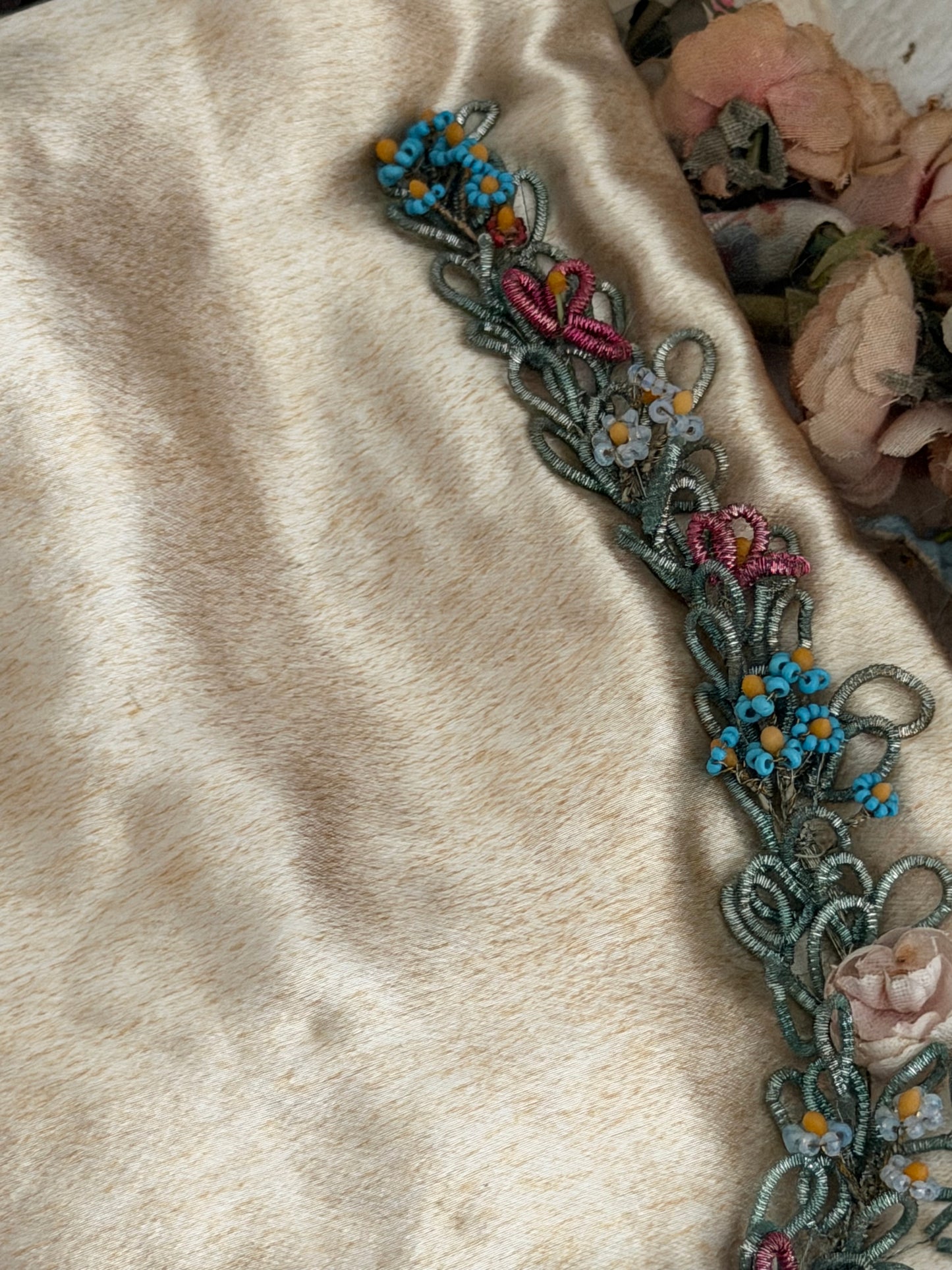 EXQUISITE Antique Metallic Wirework Millinery Wreath On Silk Cushion