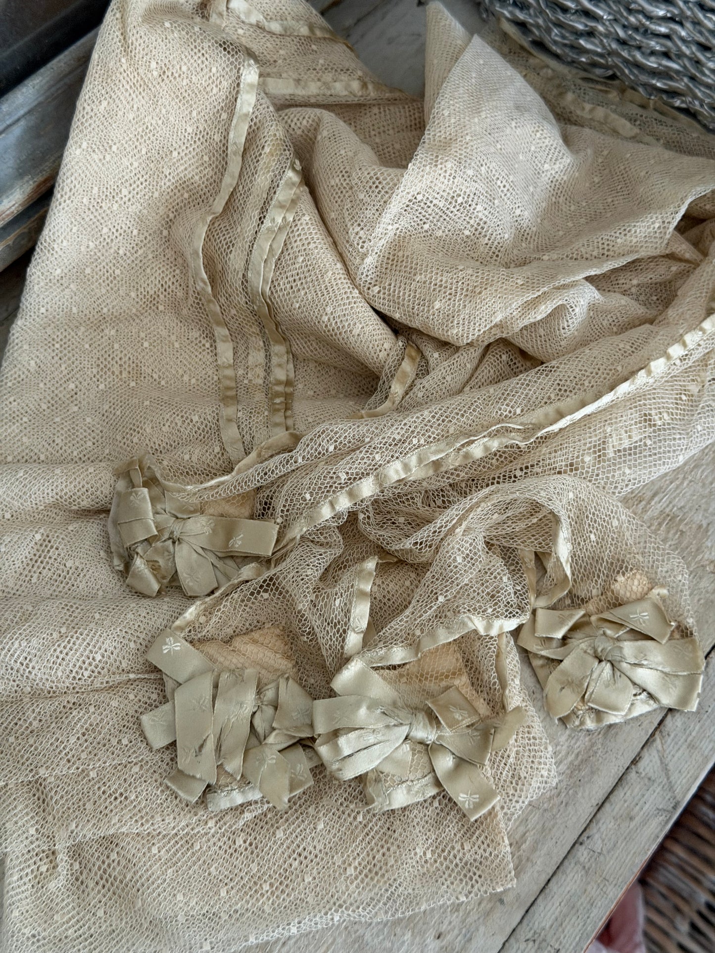 Antique Ice Green Silk Ribbon Bows Lace Baby Crib Blanket