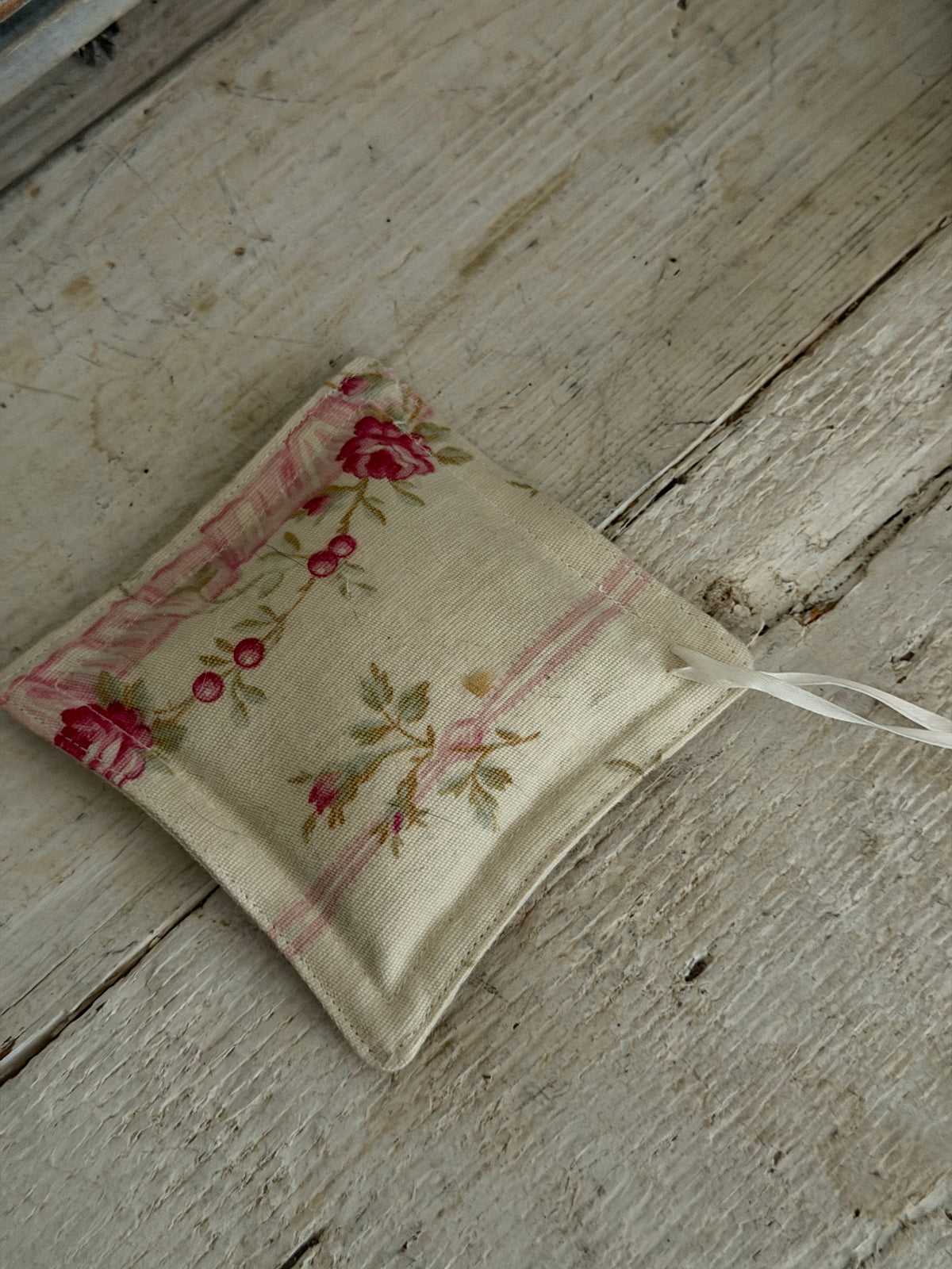Antique Pink French Fabric Lavender Sachet