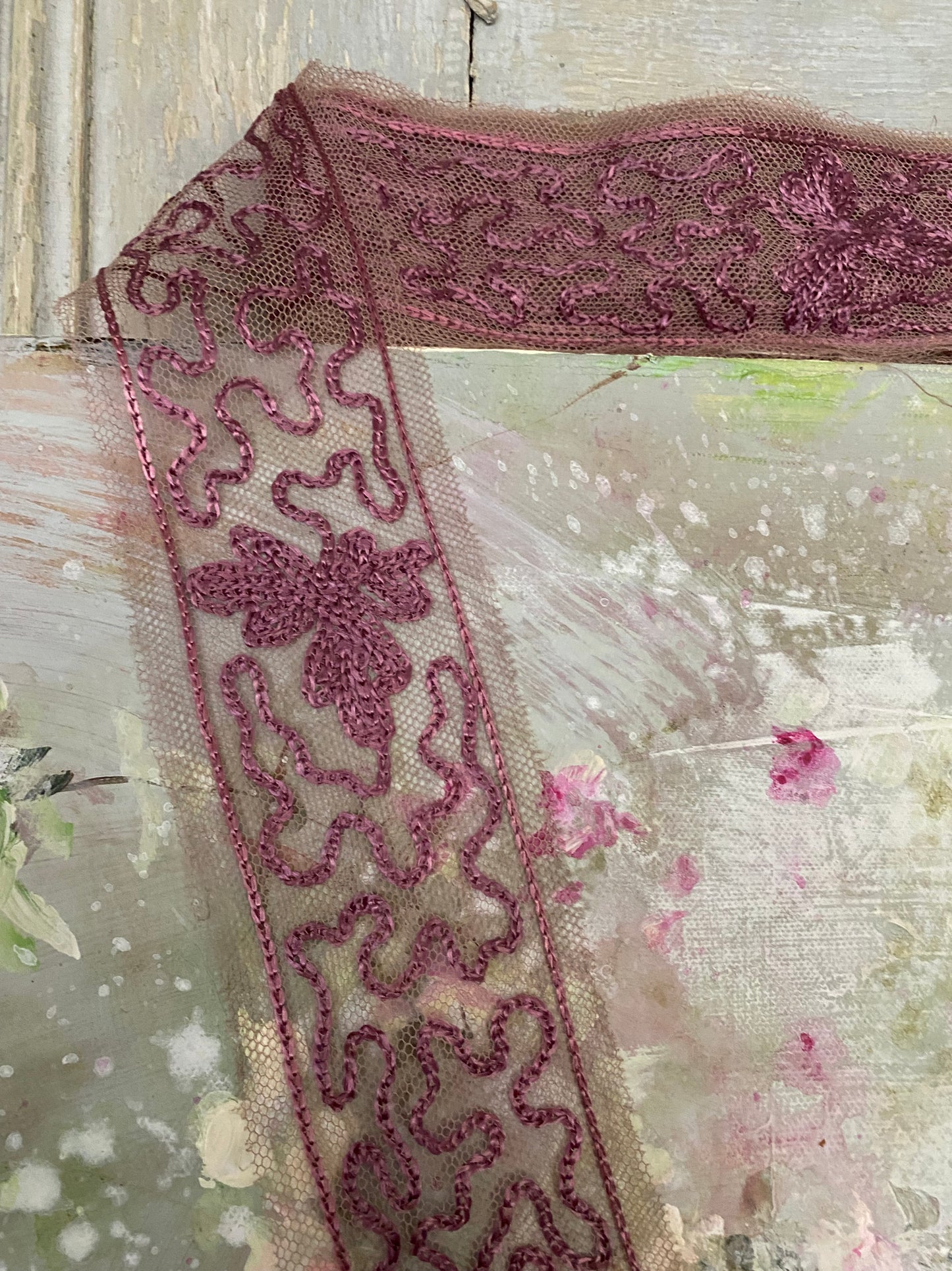 Antique Purple Mauve Silk Embroidered Tulle Lace Trim