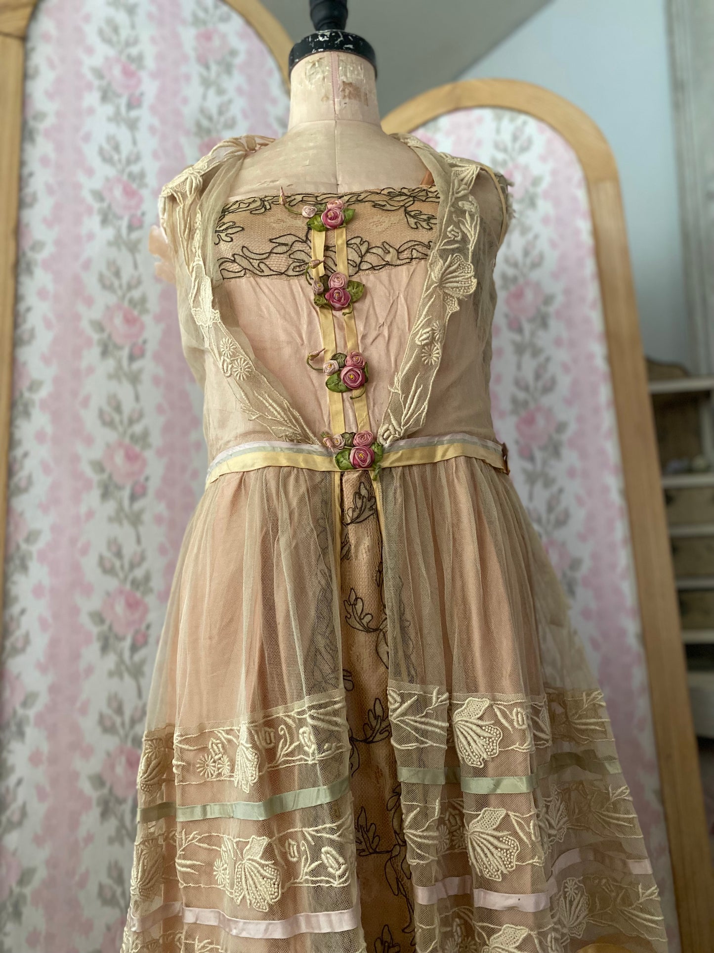 c1920 Antique French Ribbonwork dress