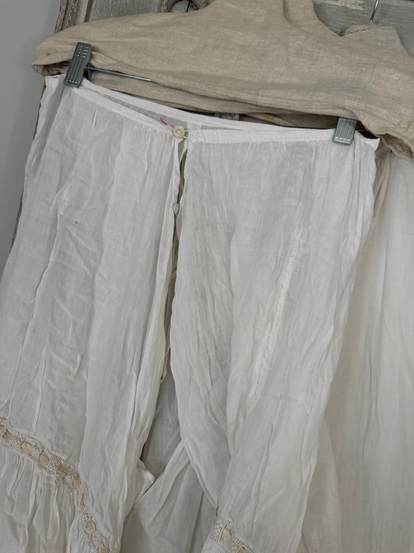 Collection Antique Victorian Whites Lace Nightgown Slip Pantalons