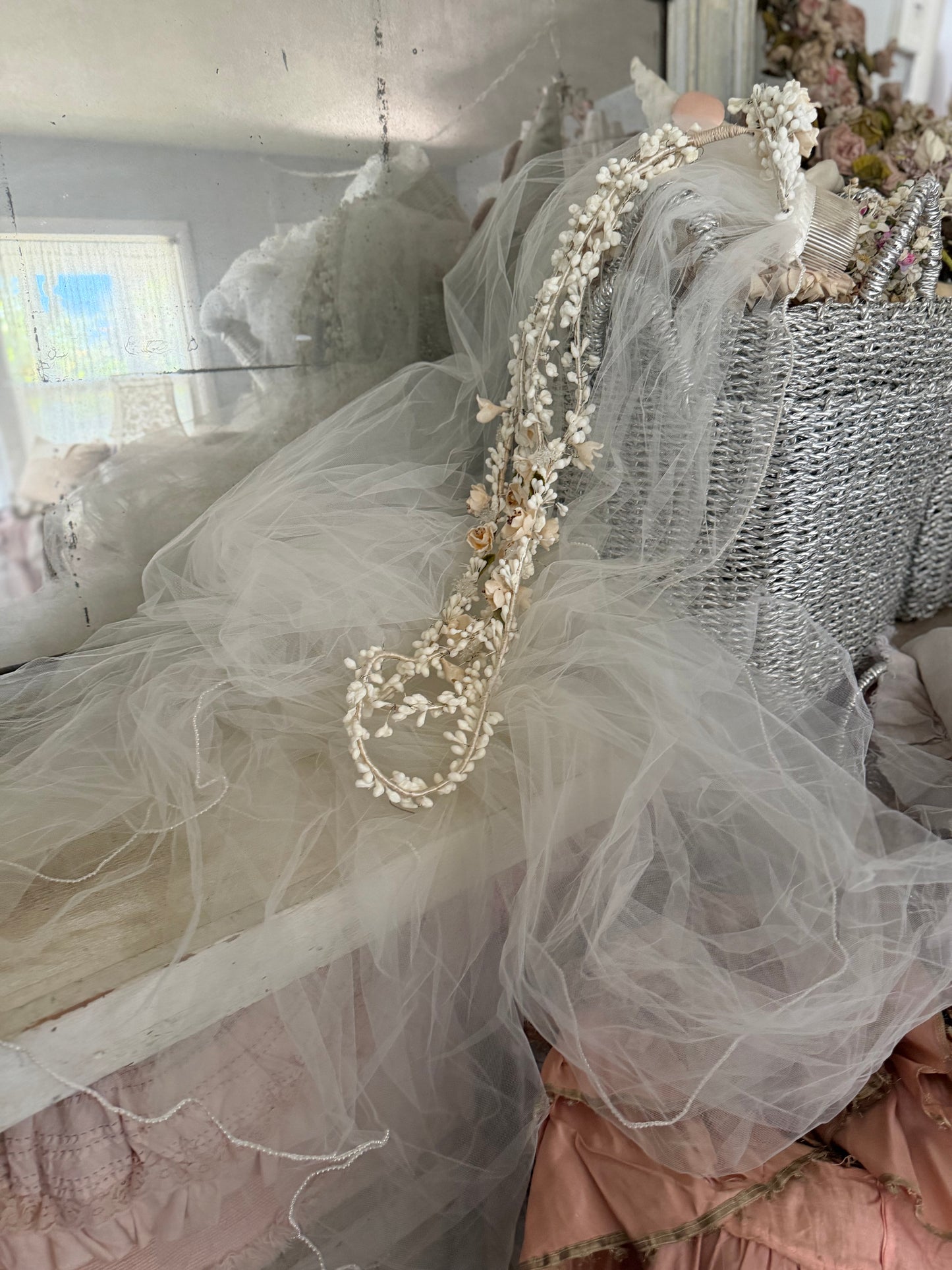Vintage 10ft Long Cathedral White Tulle Lace Peal Wedding Veil