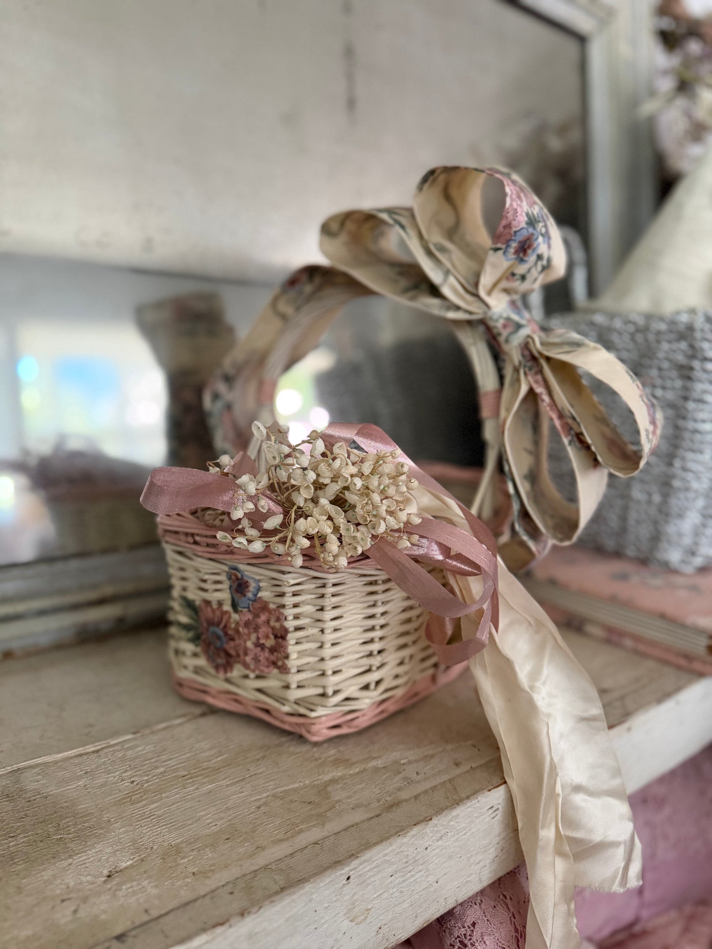 Vintage Pink White Basket With XL Bow
