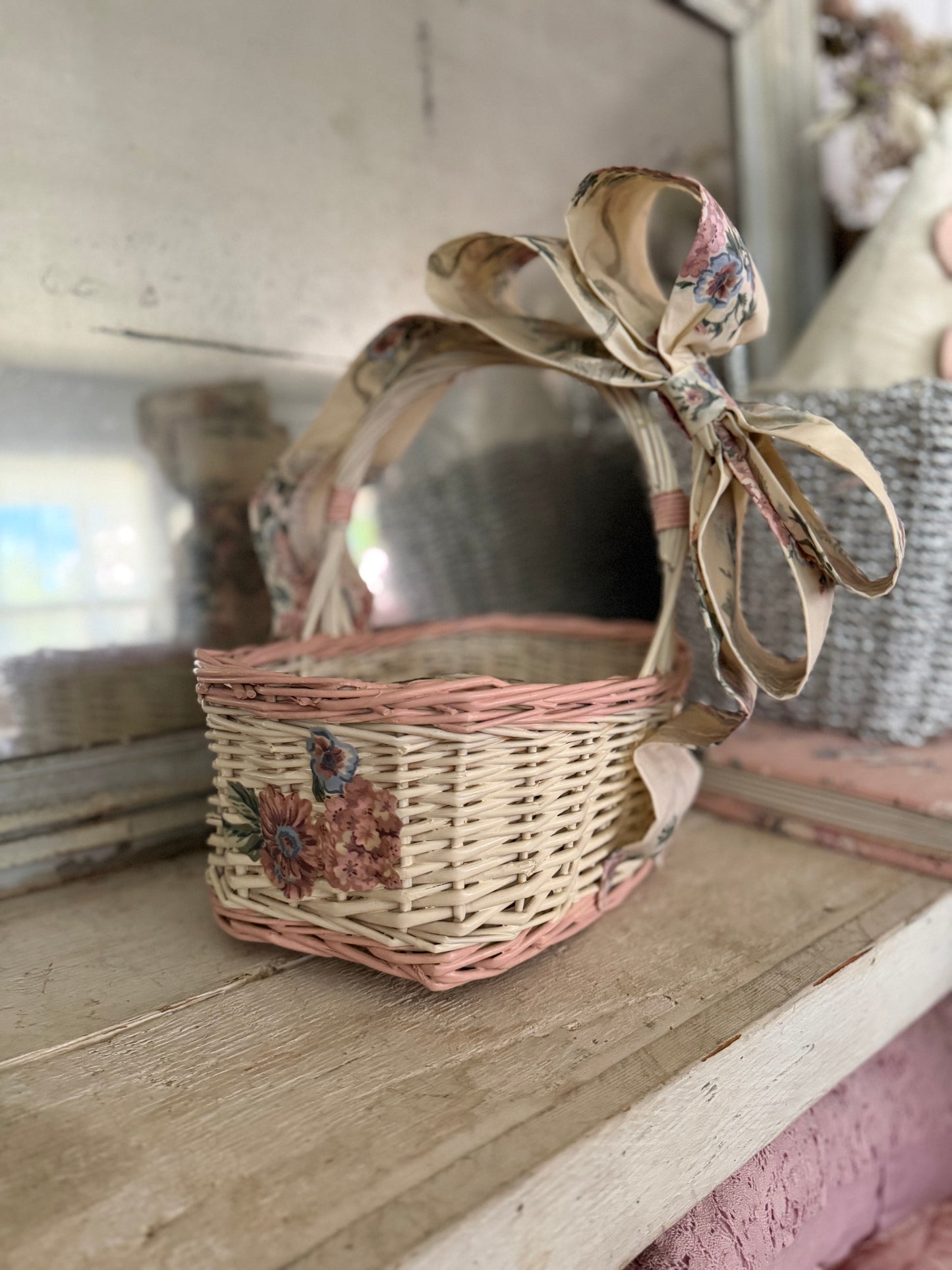 Vintage Pink White Basket With XL Bow