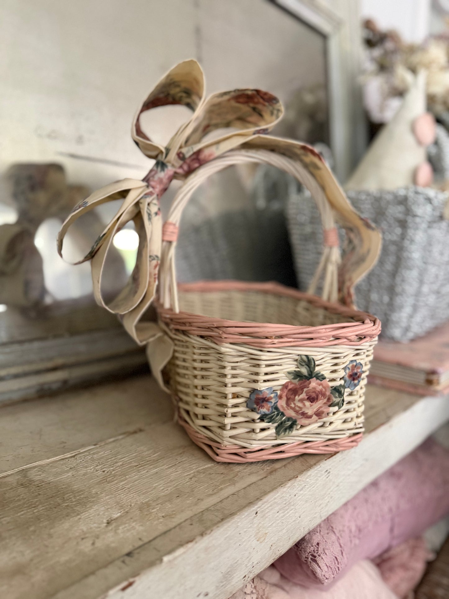 Vintage Pink White Basket With XL Bow