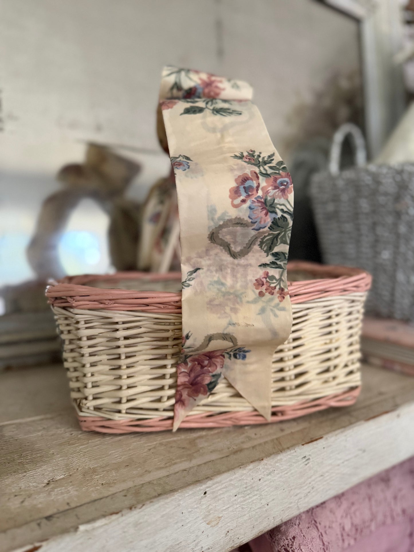 Vintage Pink White Basket With XL Bow