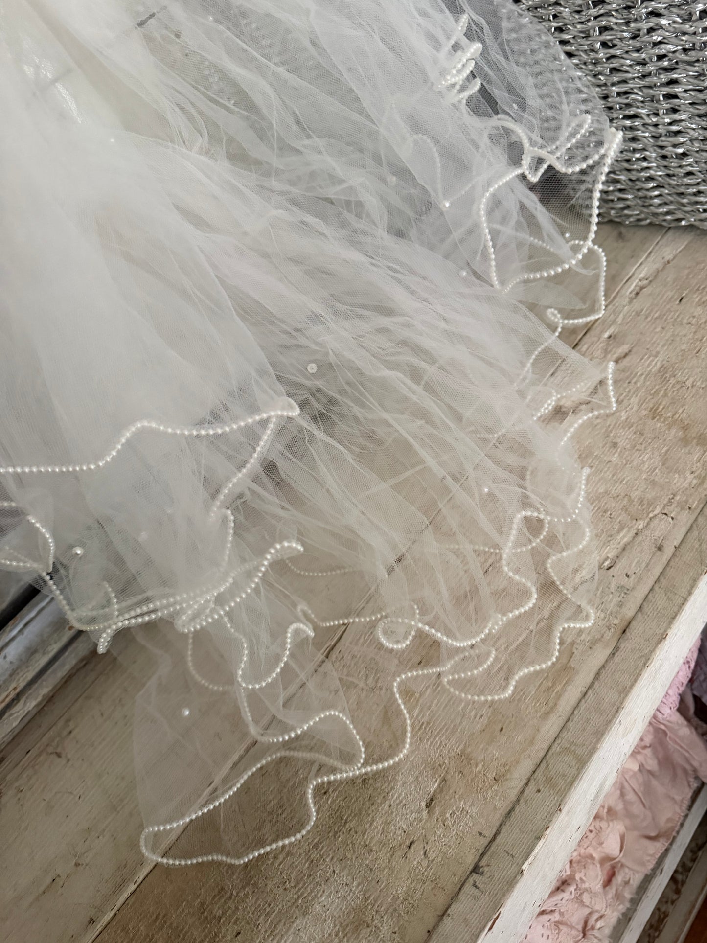 Vintage White Tulle Lace Pearl Ruffled Wedding Veil