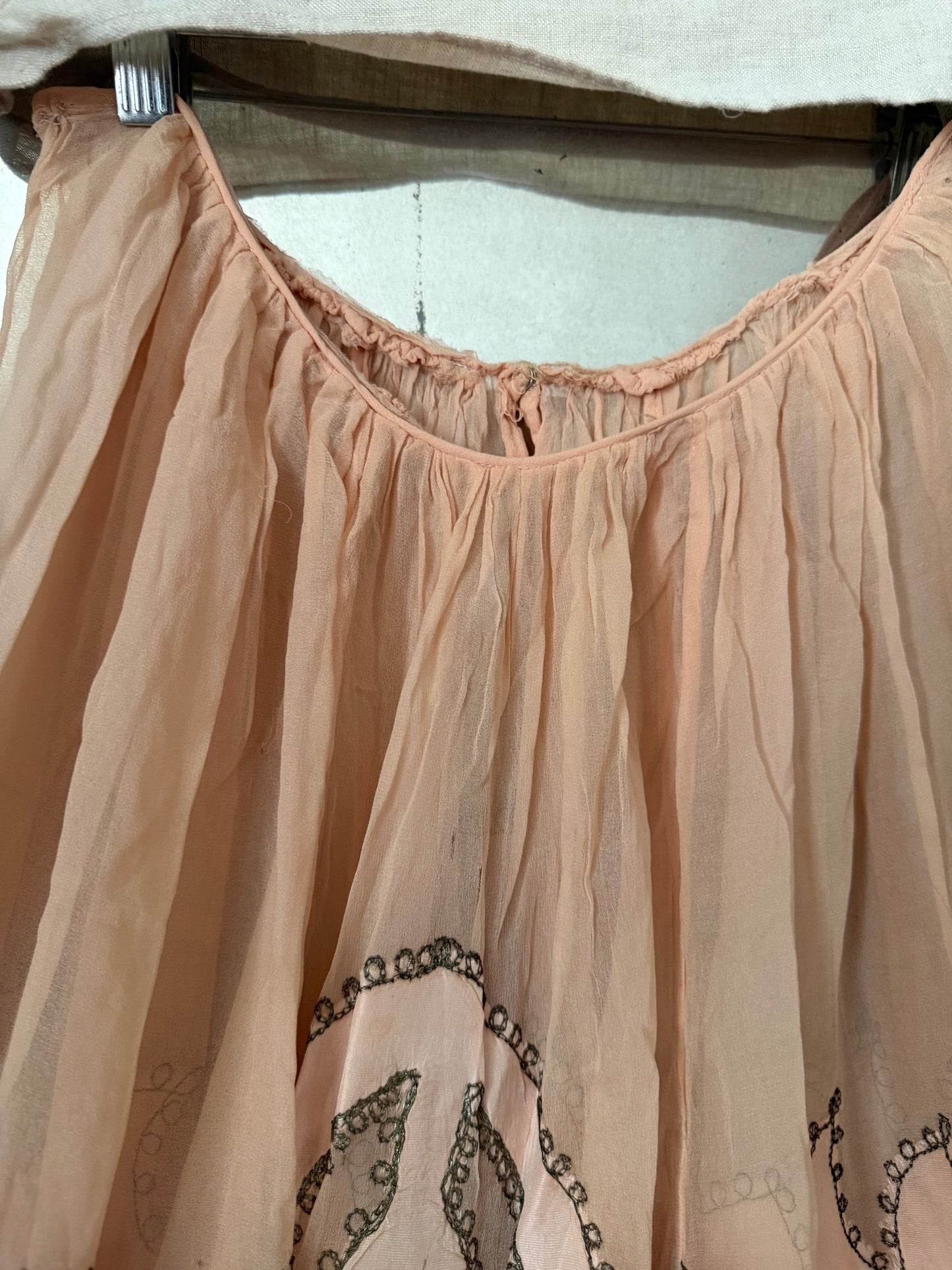 Antique Pink Silk Metallic Embroidery