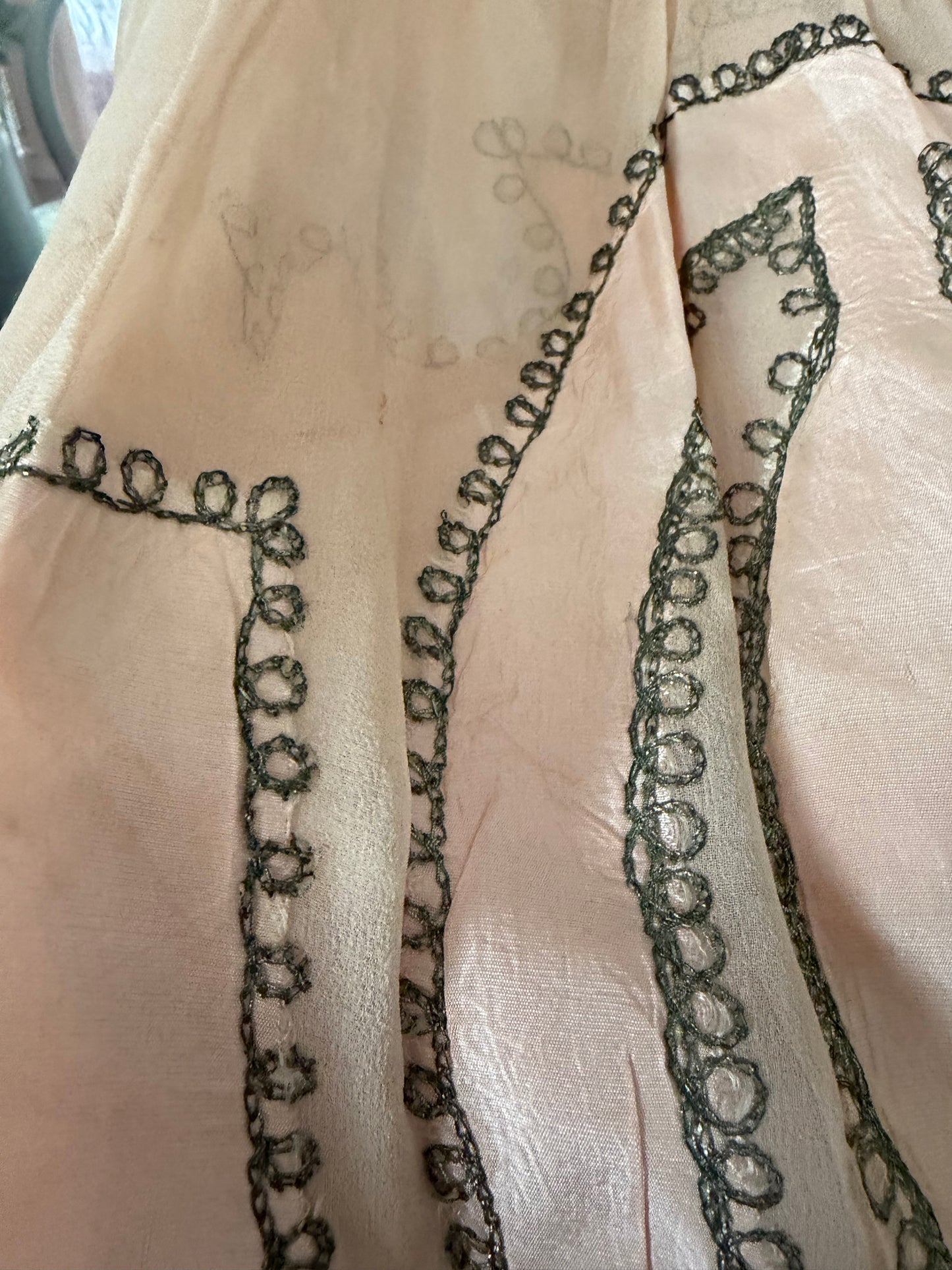 Antique Pink Silk Metallic Embroidery