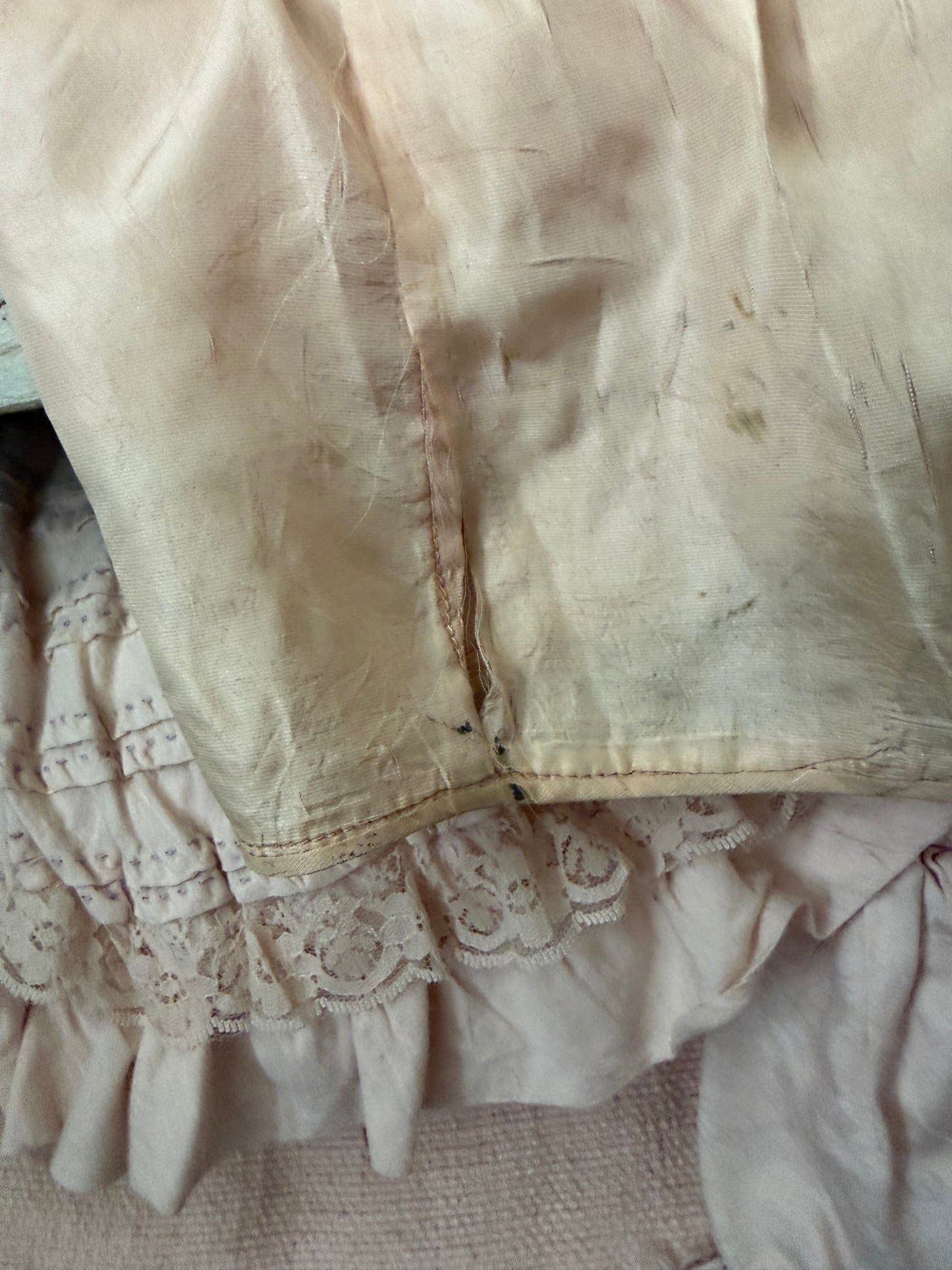 Antique Pink Silk Metallic Embroidery