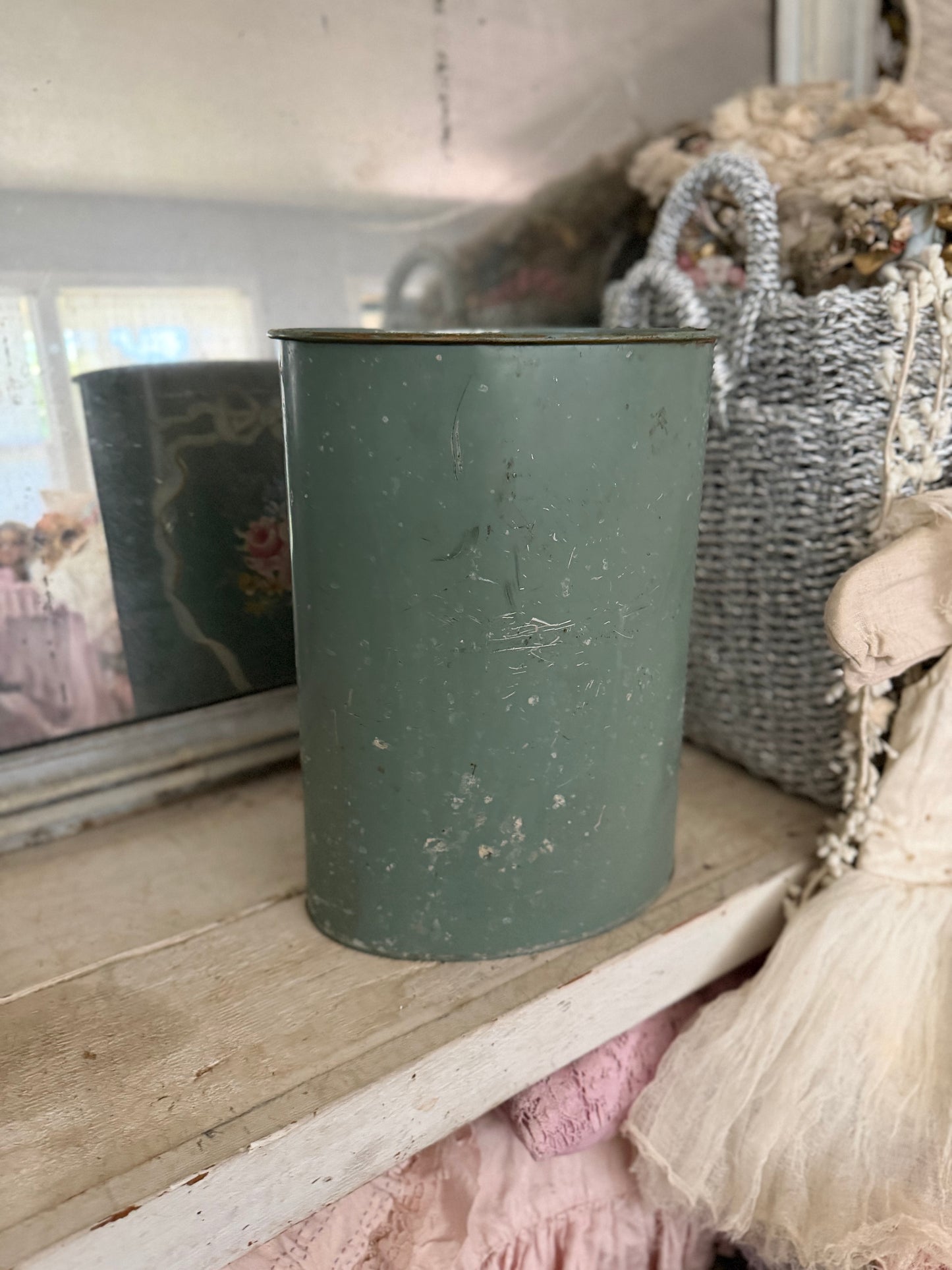 Vintage Shabby Chic Pink Roses Bow Teal Toleware Metal Bucket