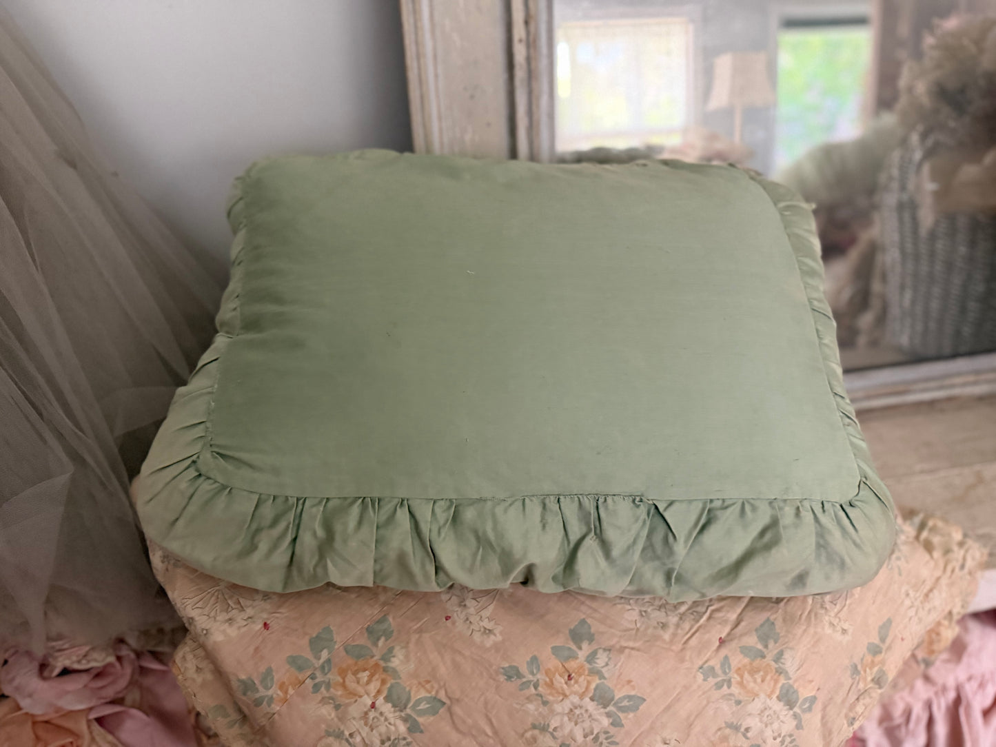 XL Antique Shabby French Hydrangea Lace Cushion