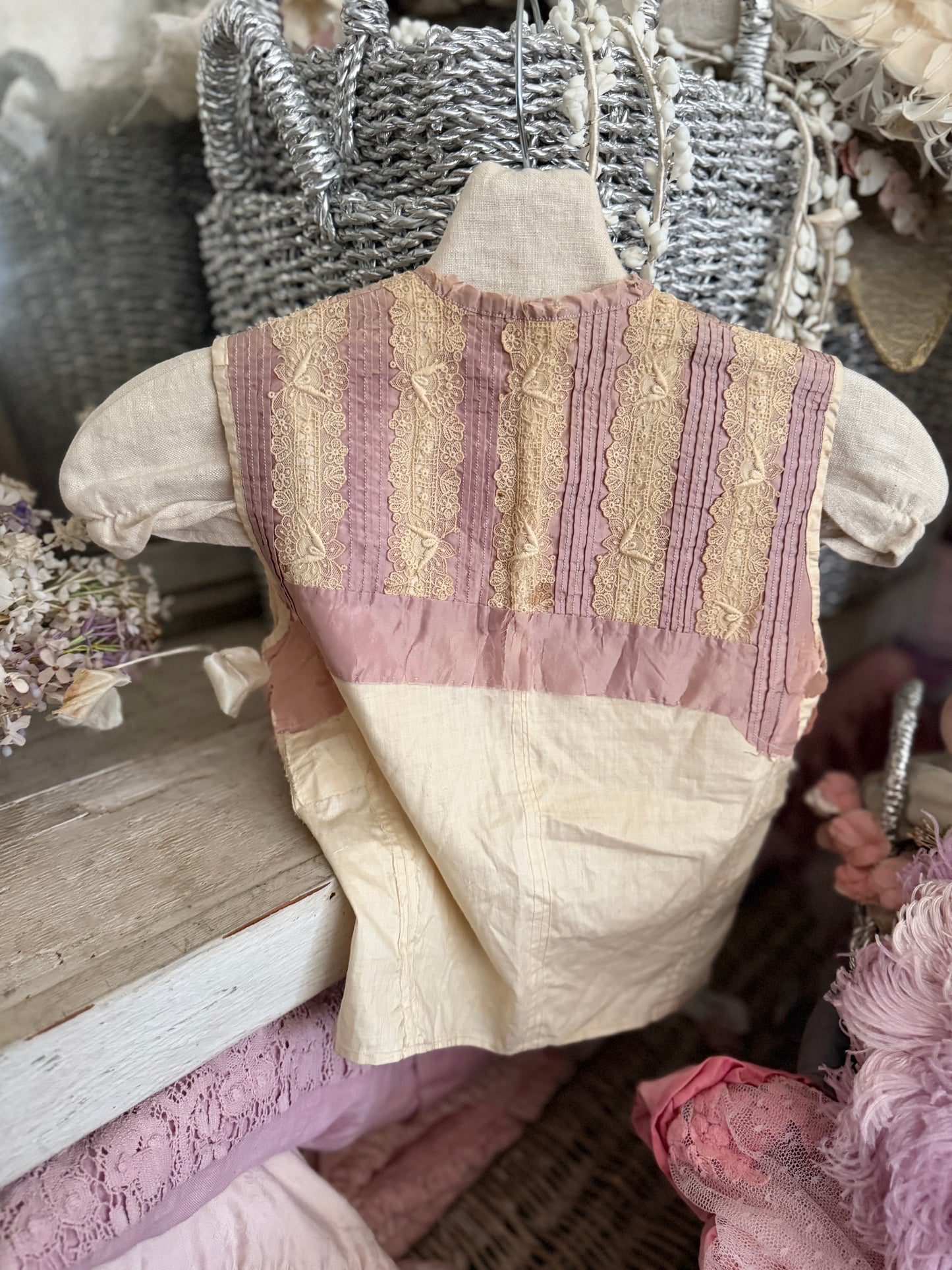 Antique Victorian Lavender Silk Lace Bodice