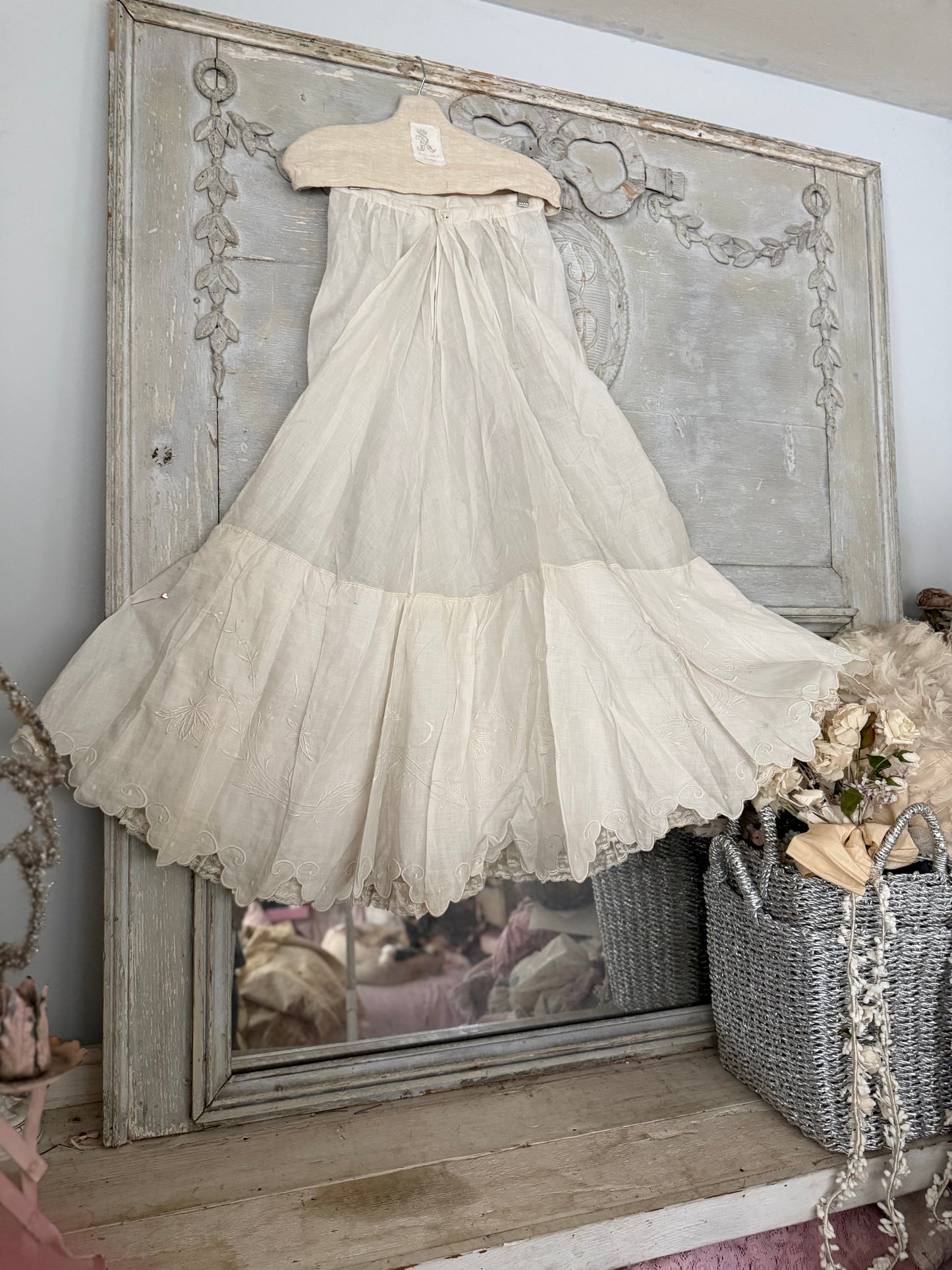 Antique Victorian White Embroidered Floral Lace Petticoat