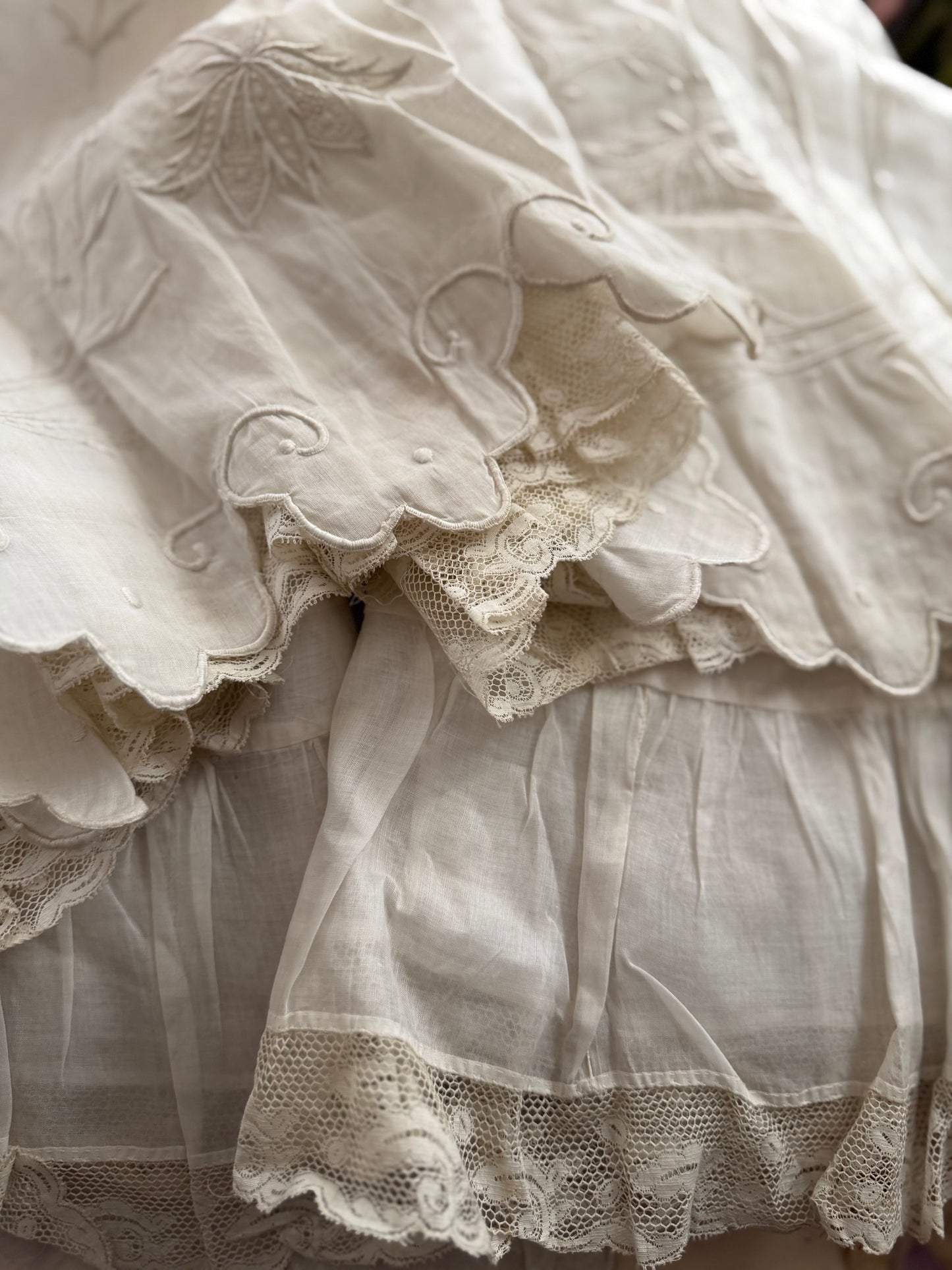 Antique Victorian White Embroidered Floral Lace Petticoat