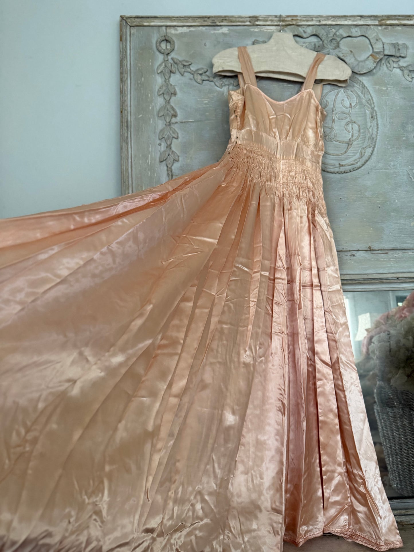 Antique Ballet Pink Satin Ruched Sweetheart Dress