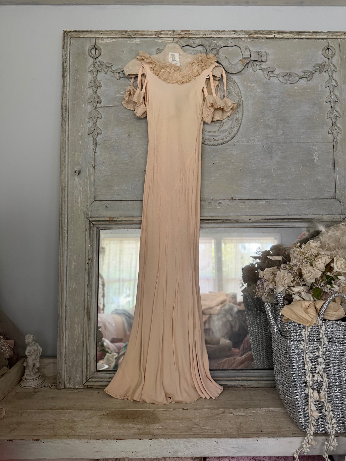 Antique Pink Silk Crepe Ruffled Lace Bias Cut Style Dress